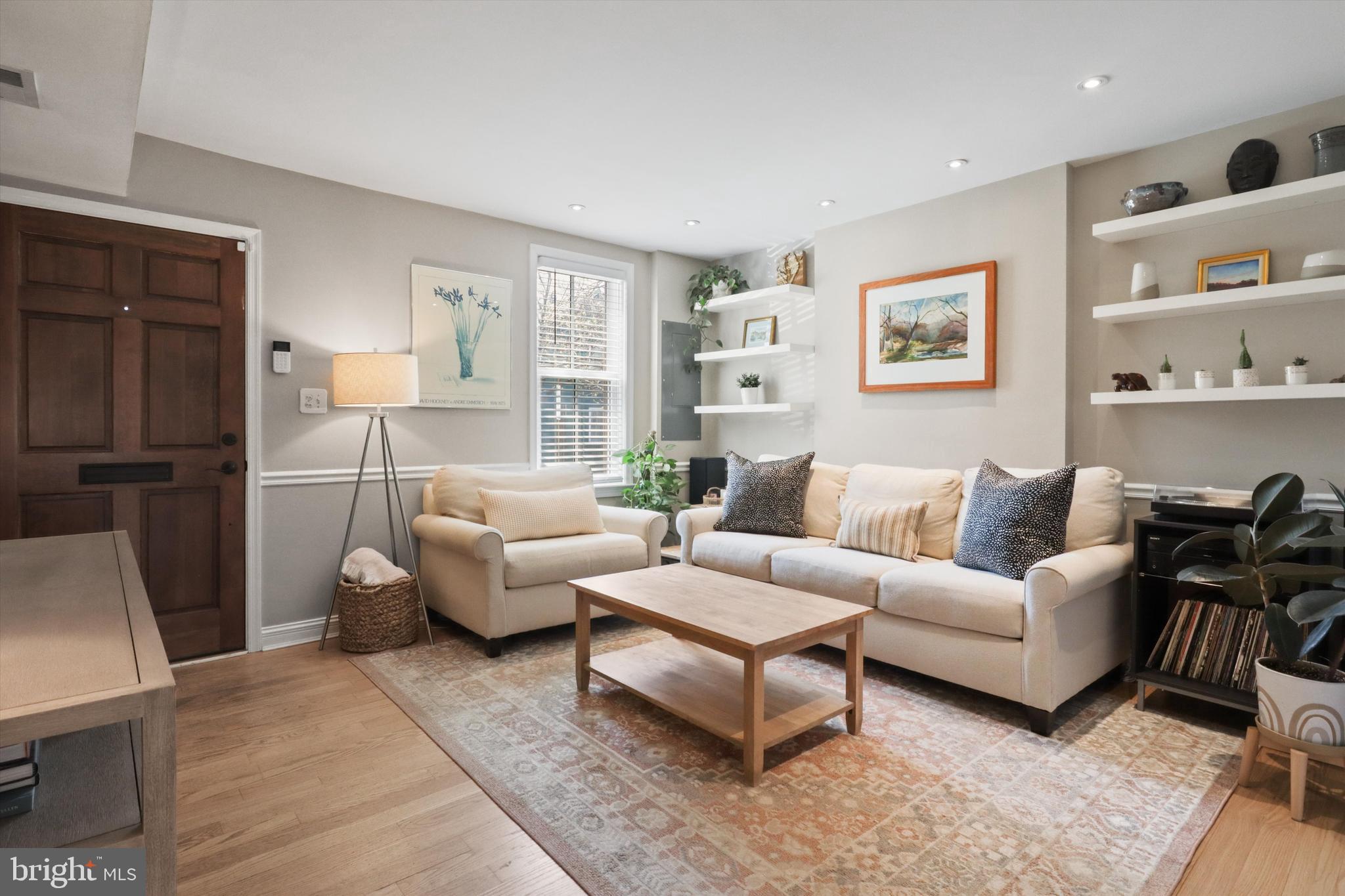 OLD TOWN ALEXANDRIA - Residential