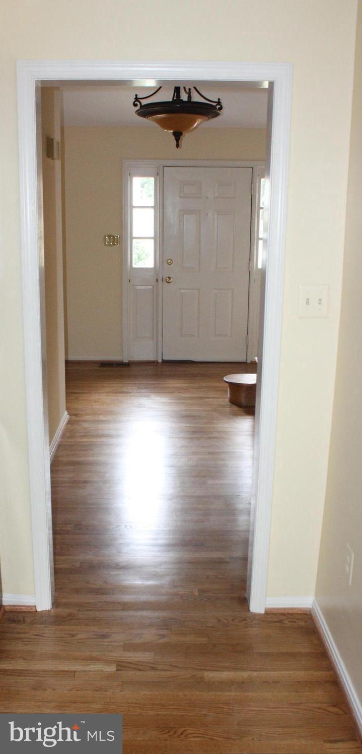 FAIRFAX CLUB ESTATES - Residential Lease