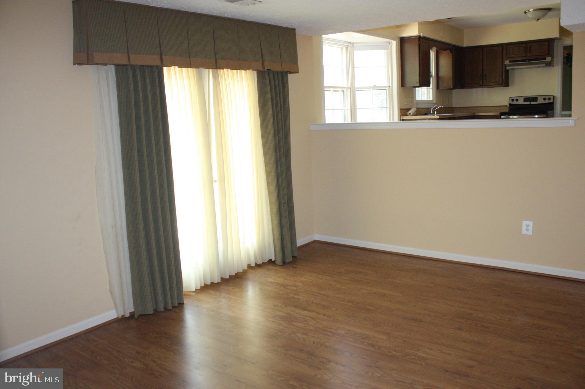 FAIRFAX CLUB ESTATES - Residential Lease