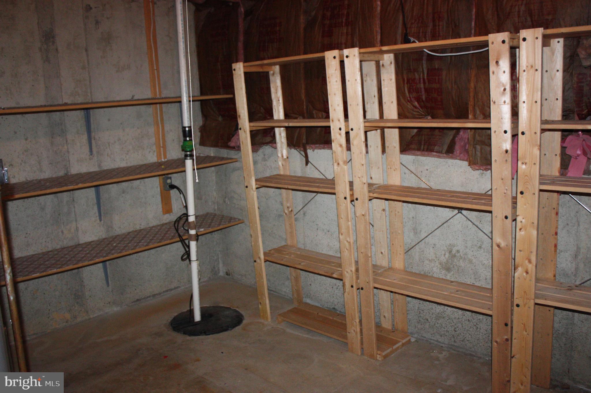 FAIRFAX CLUB ESTATES - Residential Lease