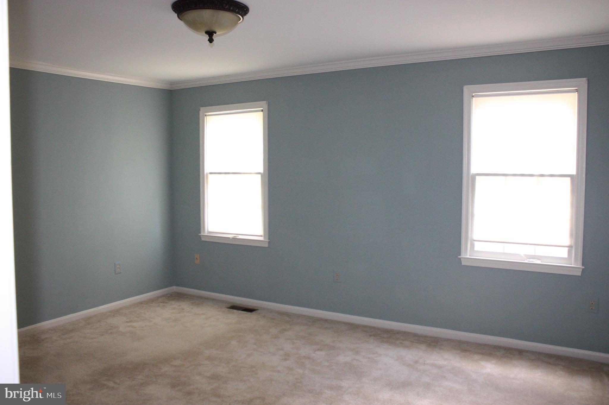 FAIRFAX CLUB ESTATES - Residential Lease