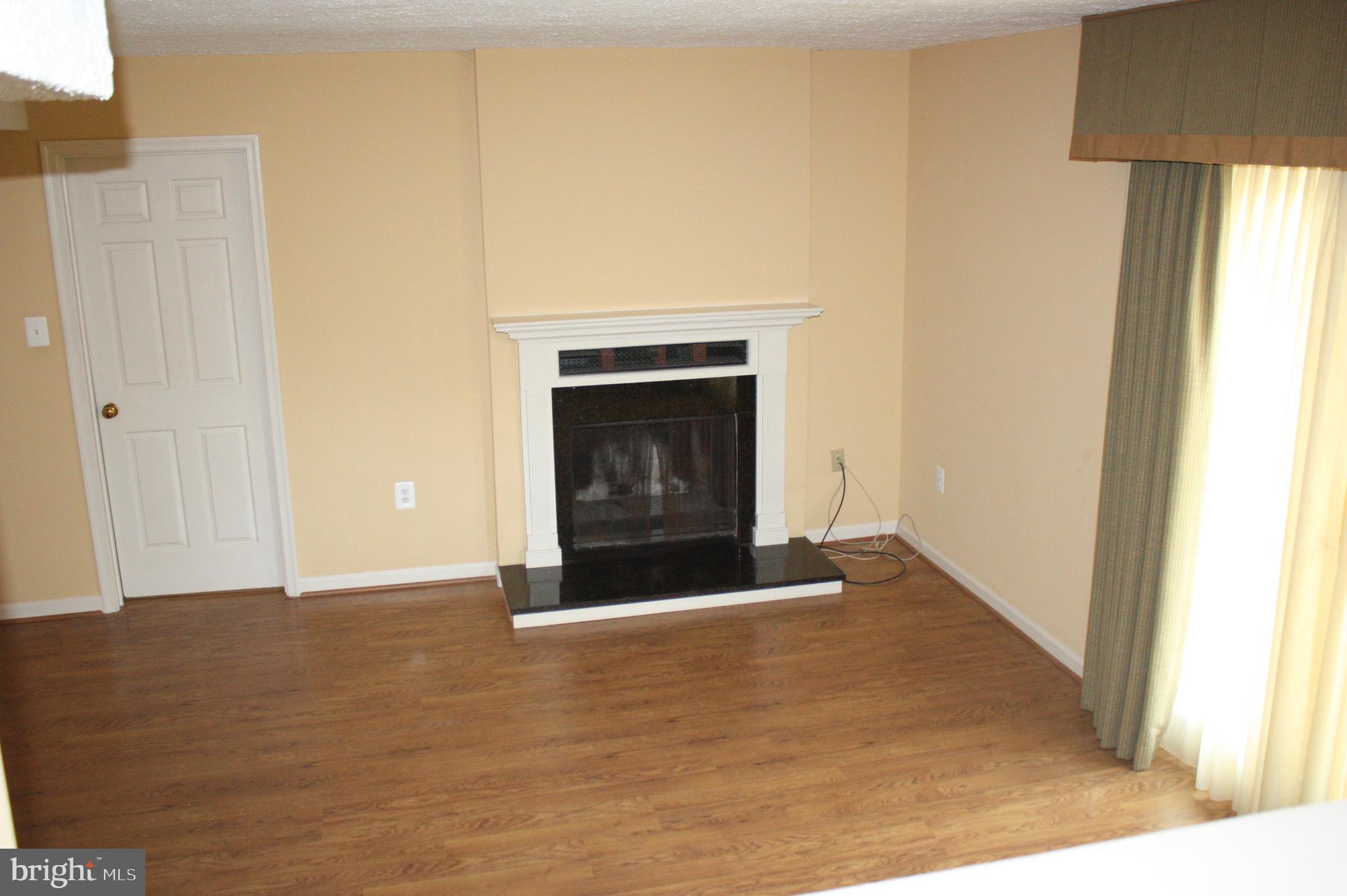 FAIRFAX CLUB ESTATES - Residential Lease