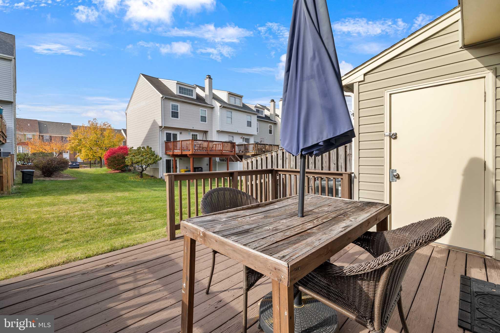 STONEY BEACH - Residential