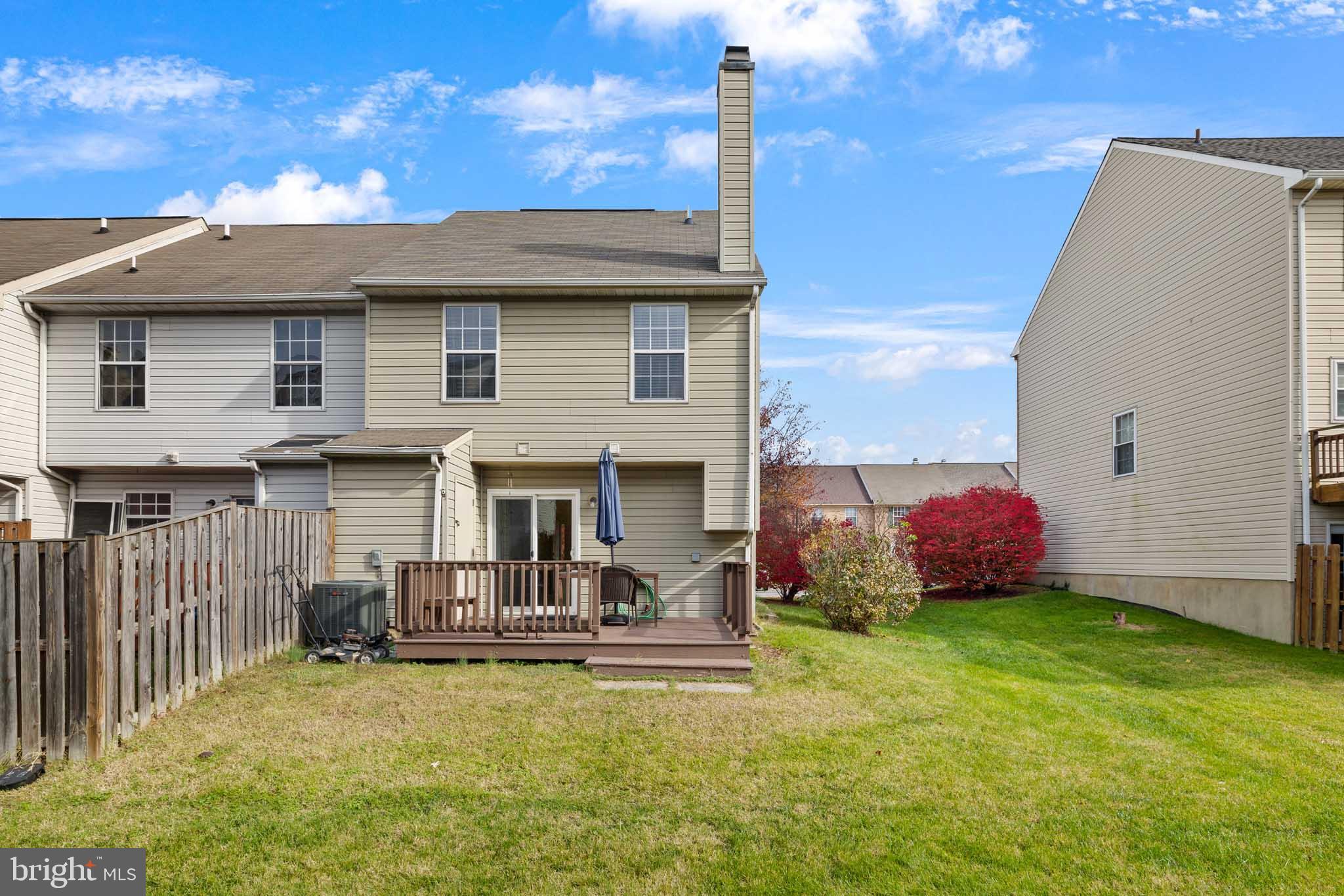 STONEY BEACH - Residential