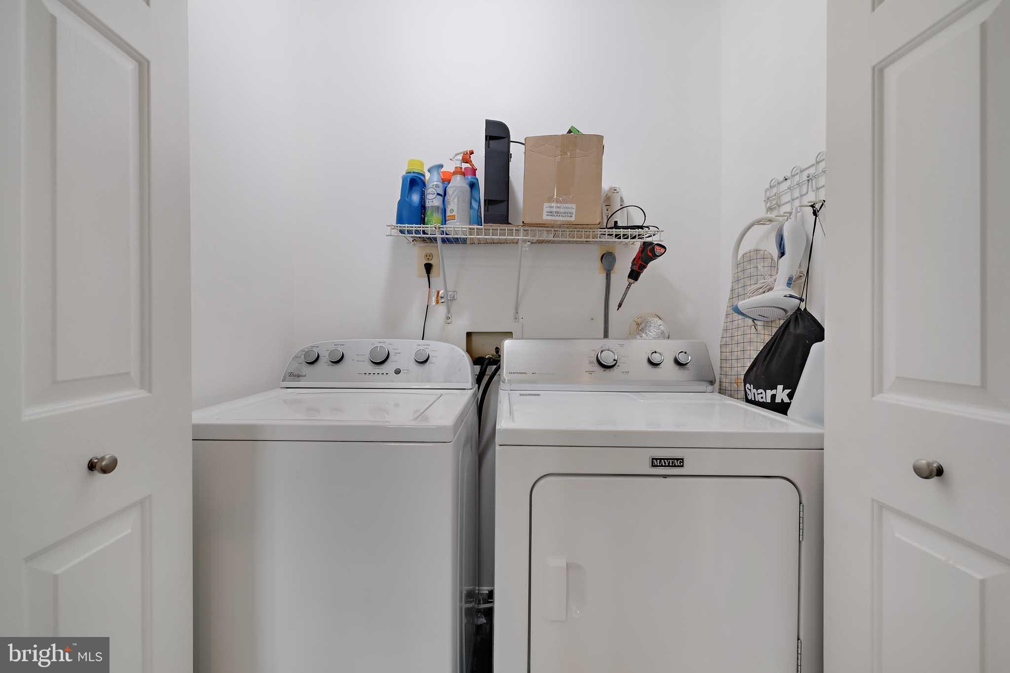 STONEY BEACH - Residential