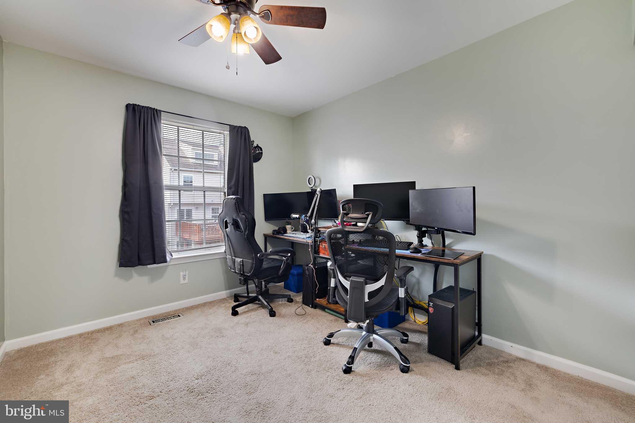 STONEY BEACH - Residential