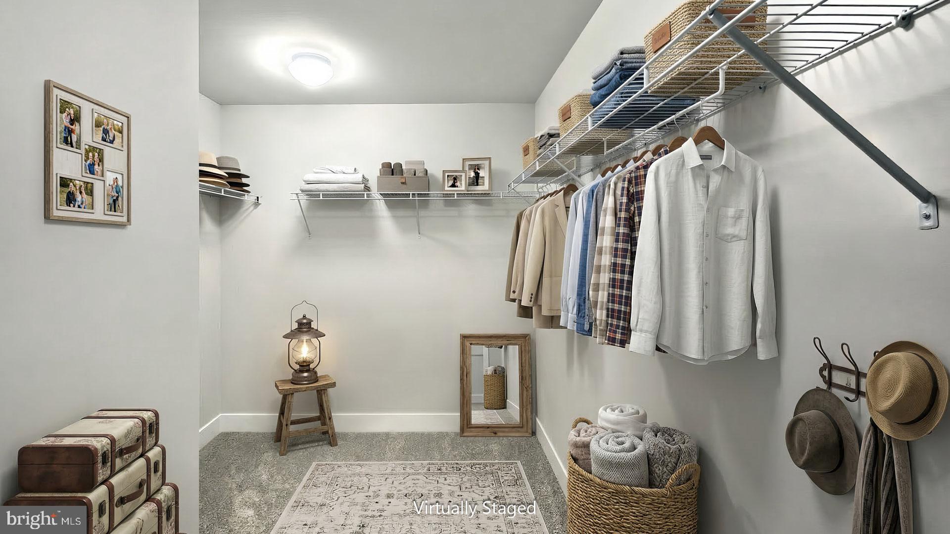 MOUNTAIN VIEW ESTATES - Residential