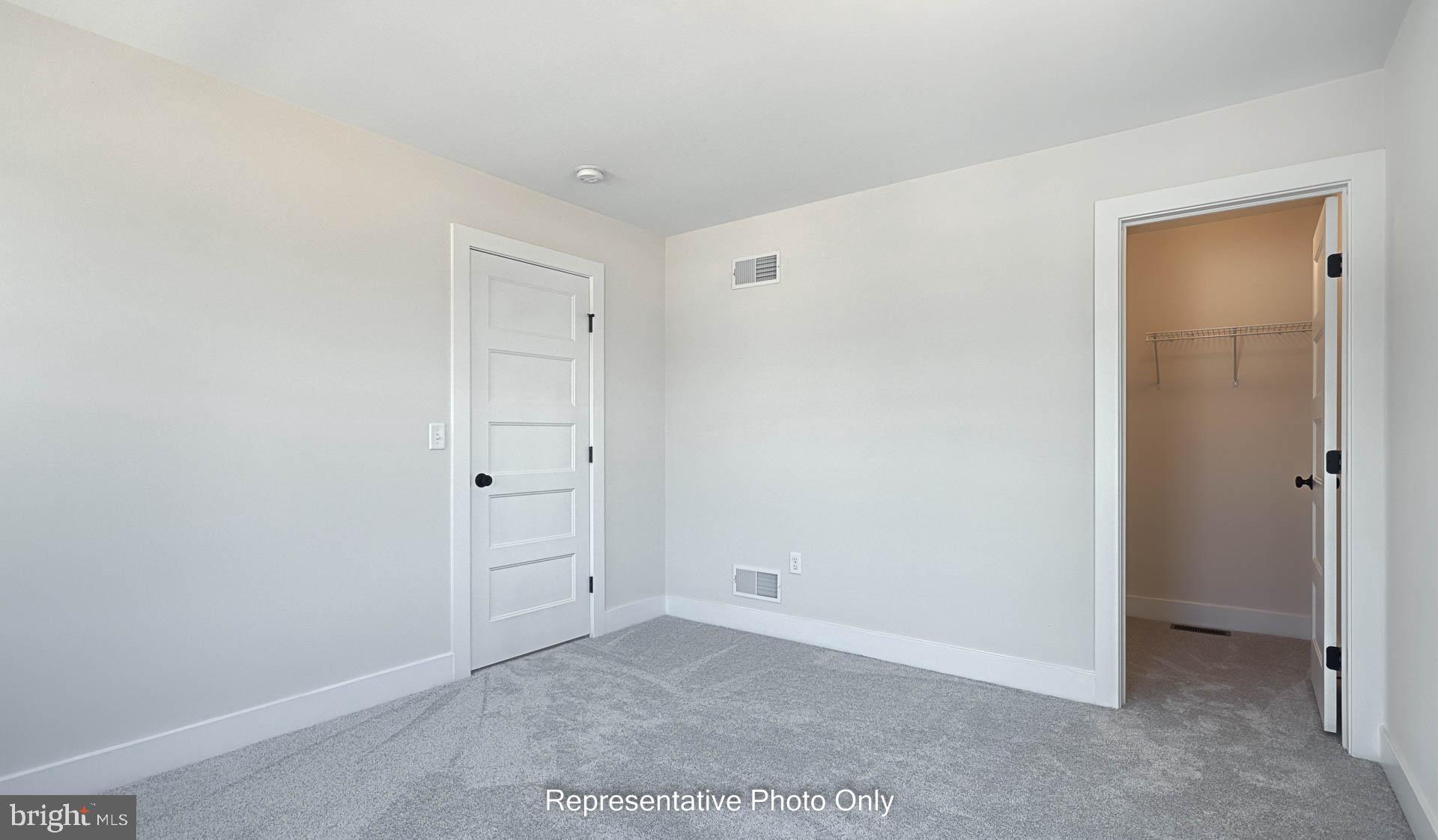 MOUNTAIN VIEW ESTATES - Residential