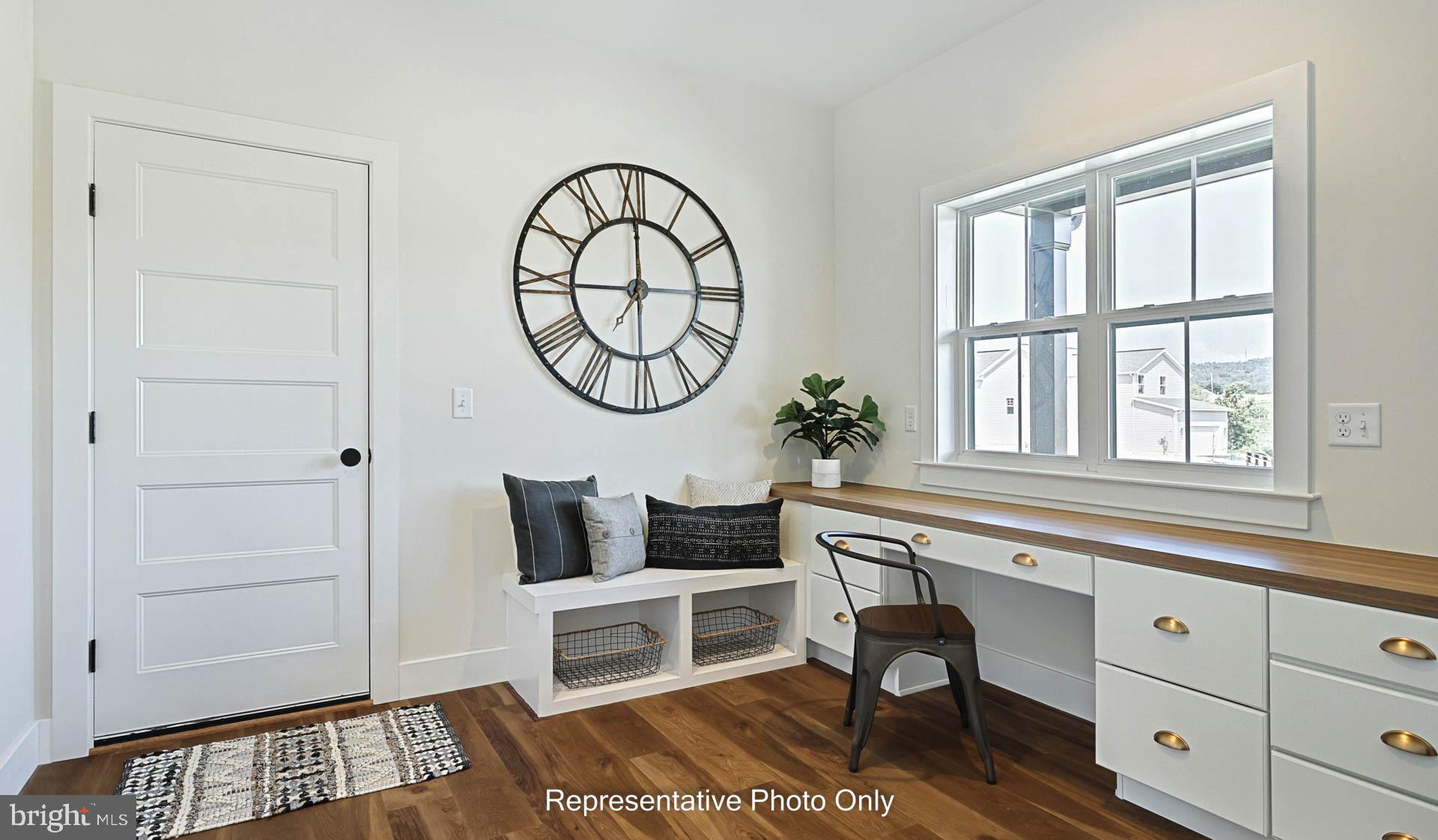 MOUNTAIN VIEW ESTATES - Residential