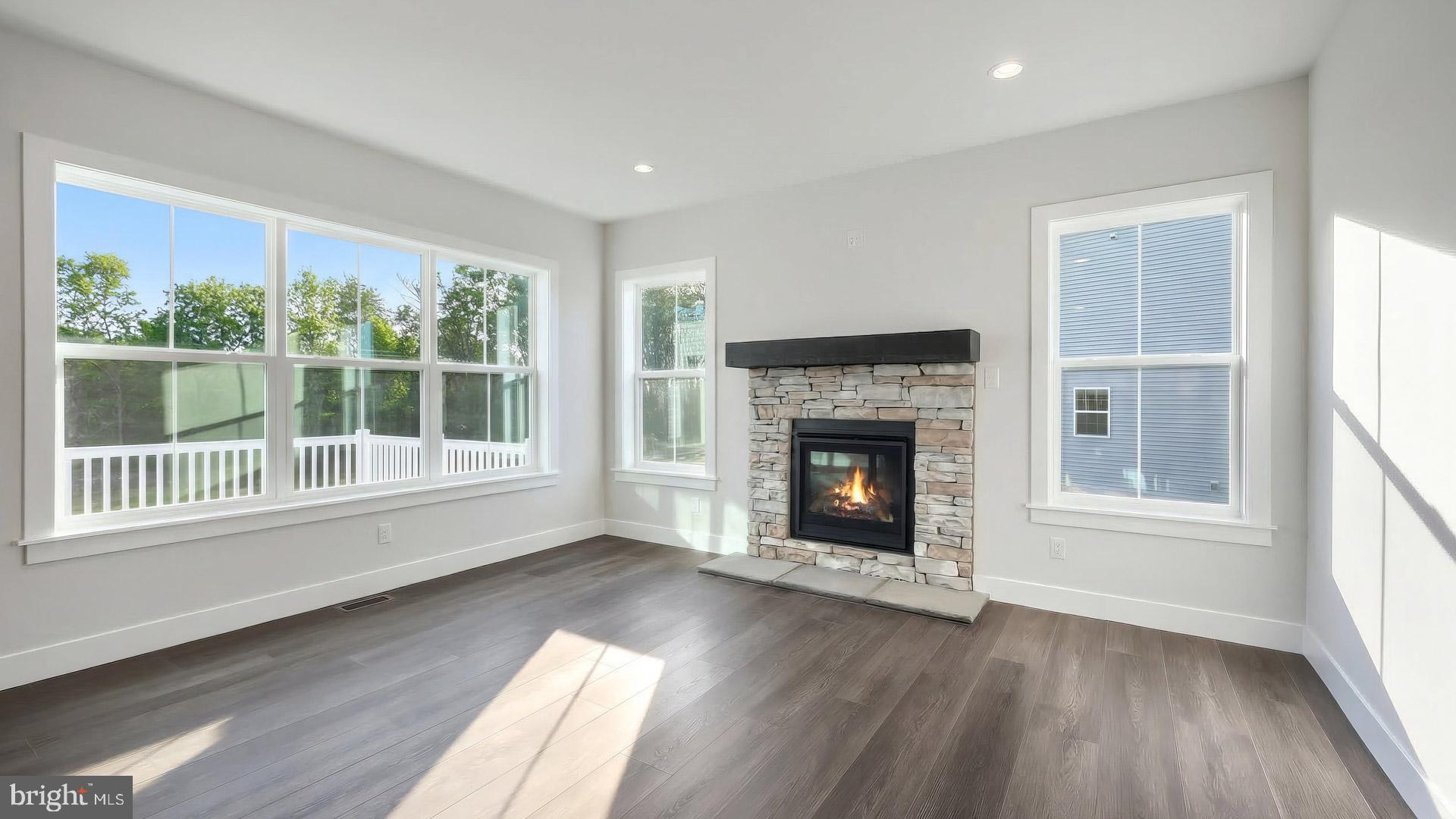 MOUNTAIN VIEW ESTATES - Residential