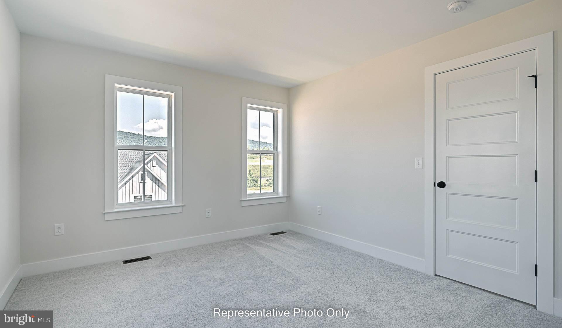 MOUNTAIN VIEW ESTATES - Residential