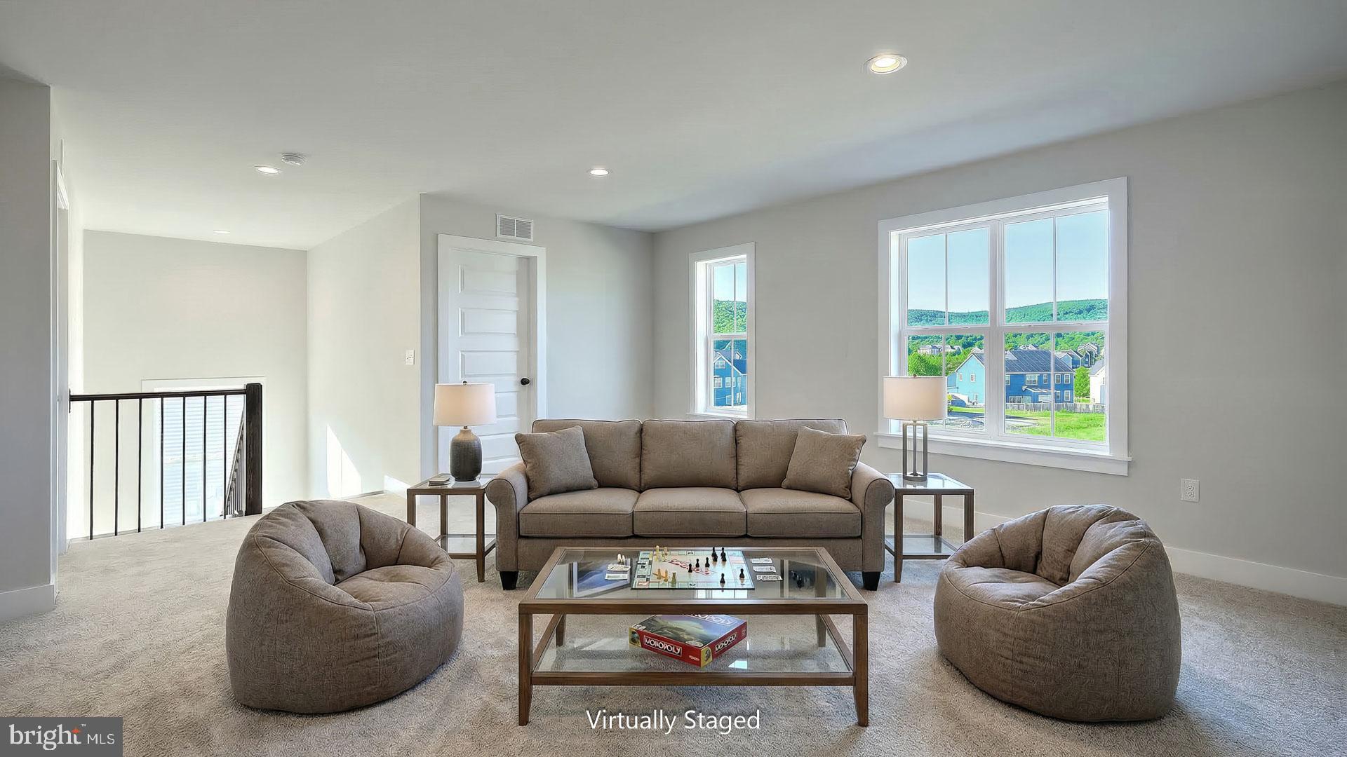 MOUNTAIN VIEW ESTATES - Residential