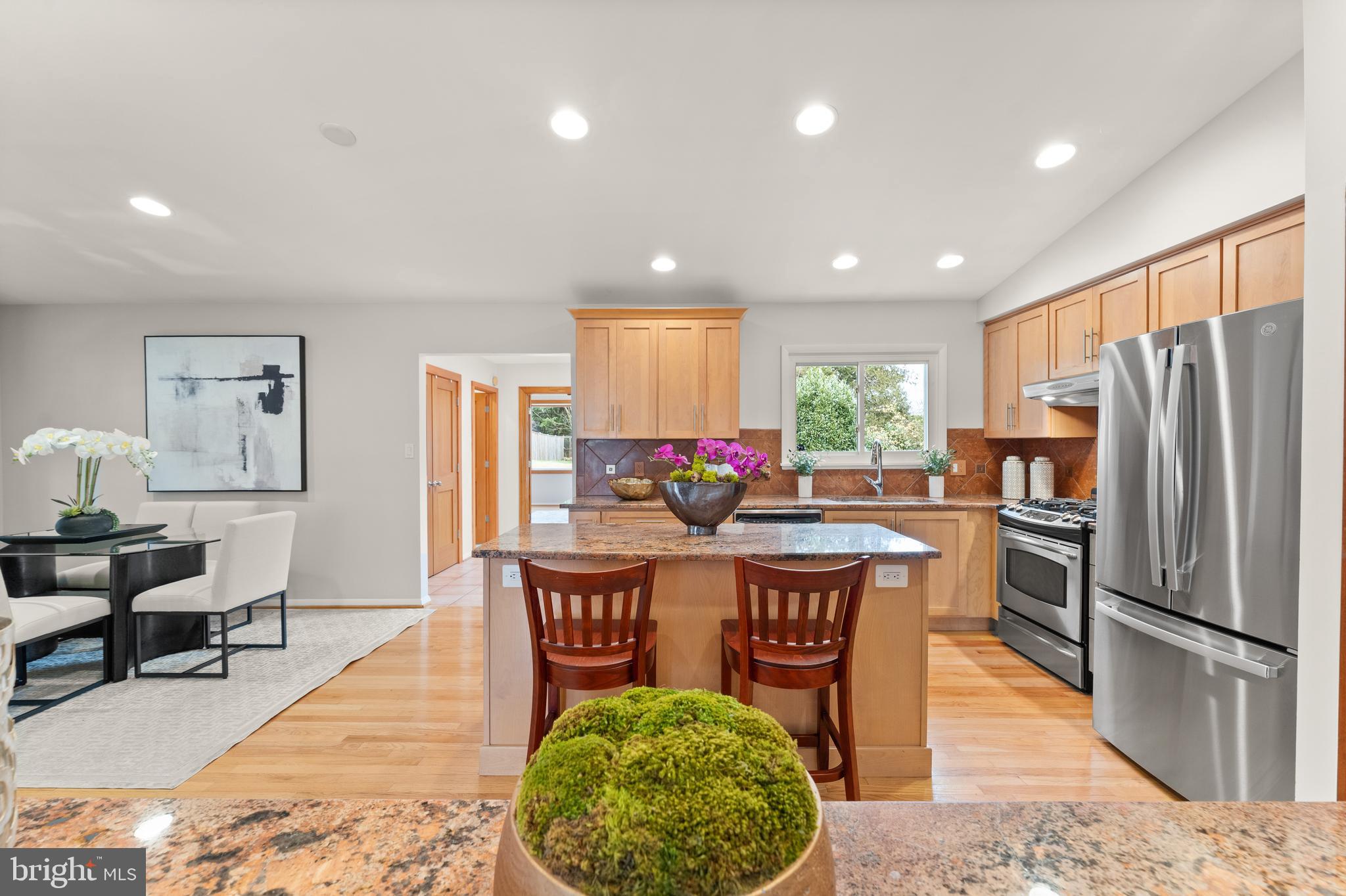 VIENNA WOODS - Residential