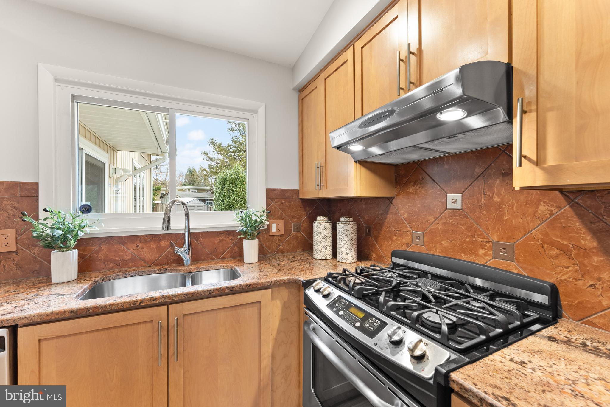 VIENNA WOODS - Residential