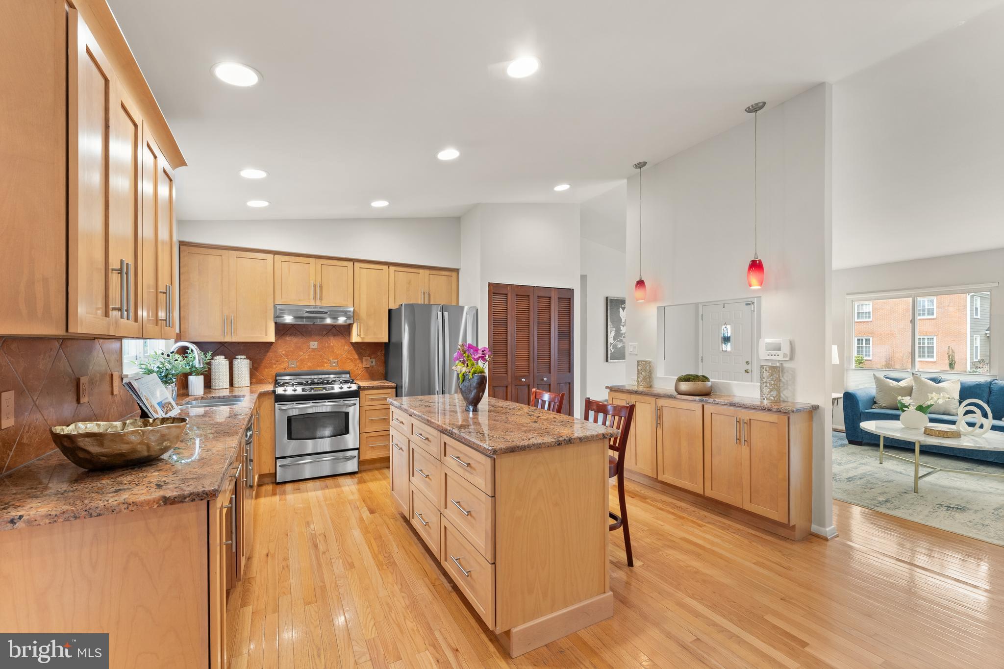 VIENNA WOODS - Residential