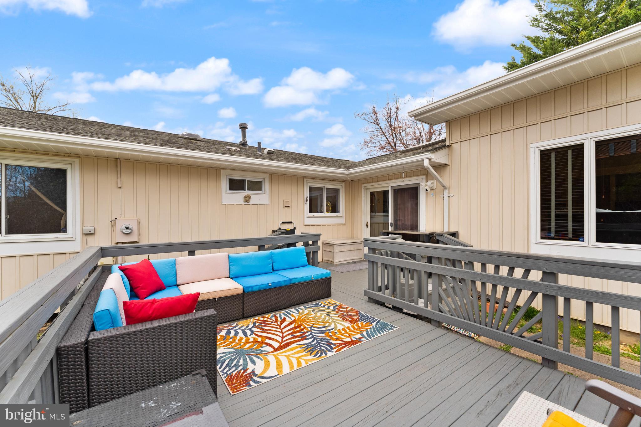 VIENNA WOODS - Residential