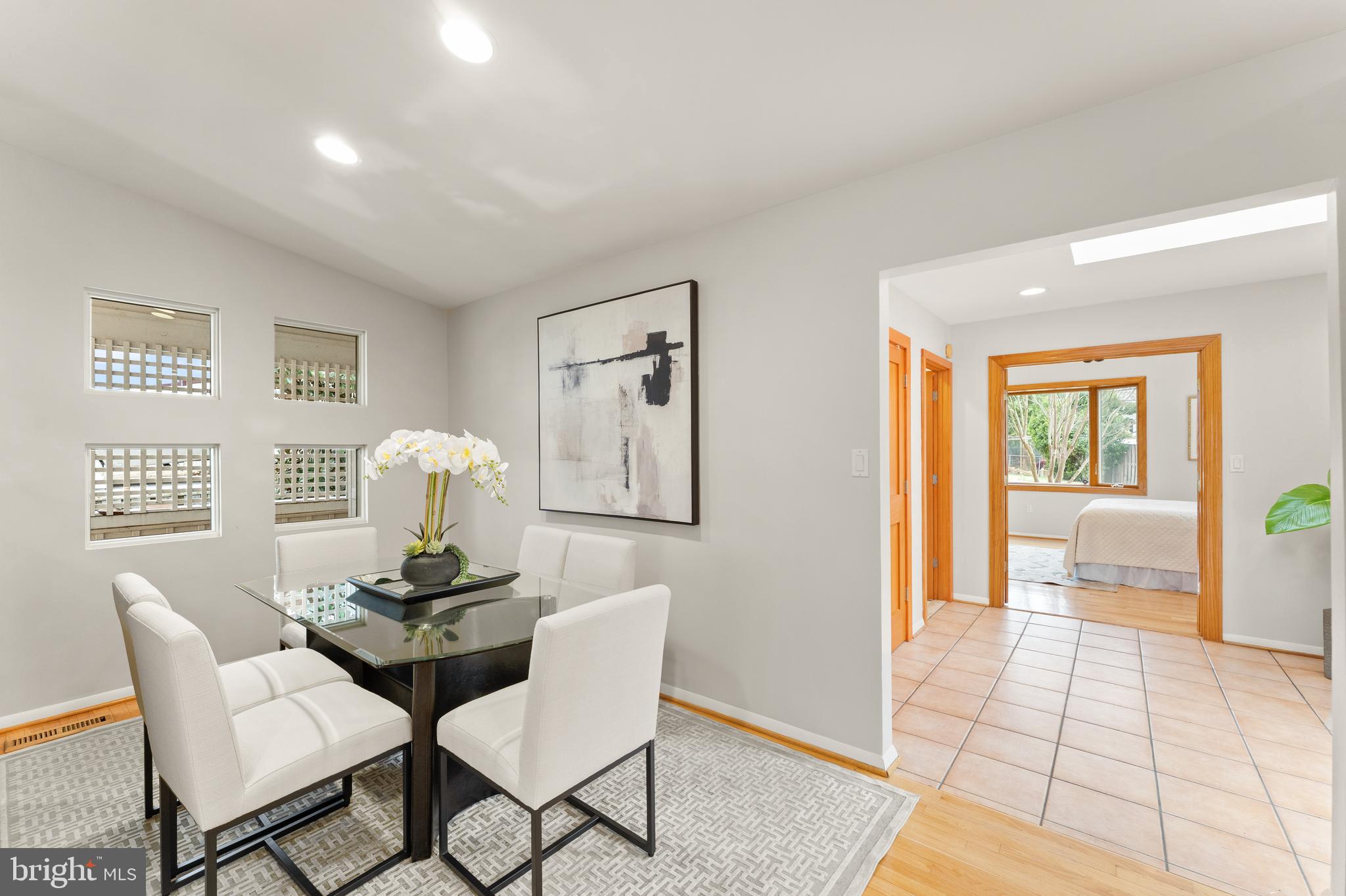 VIENNA WOODS - Residential