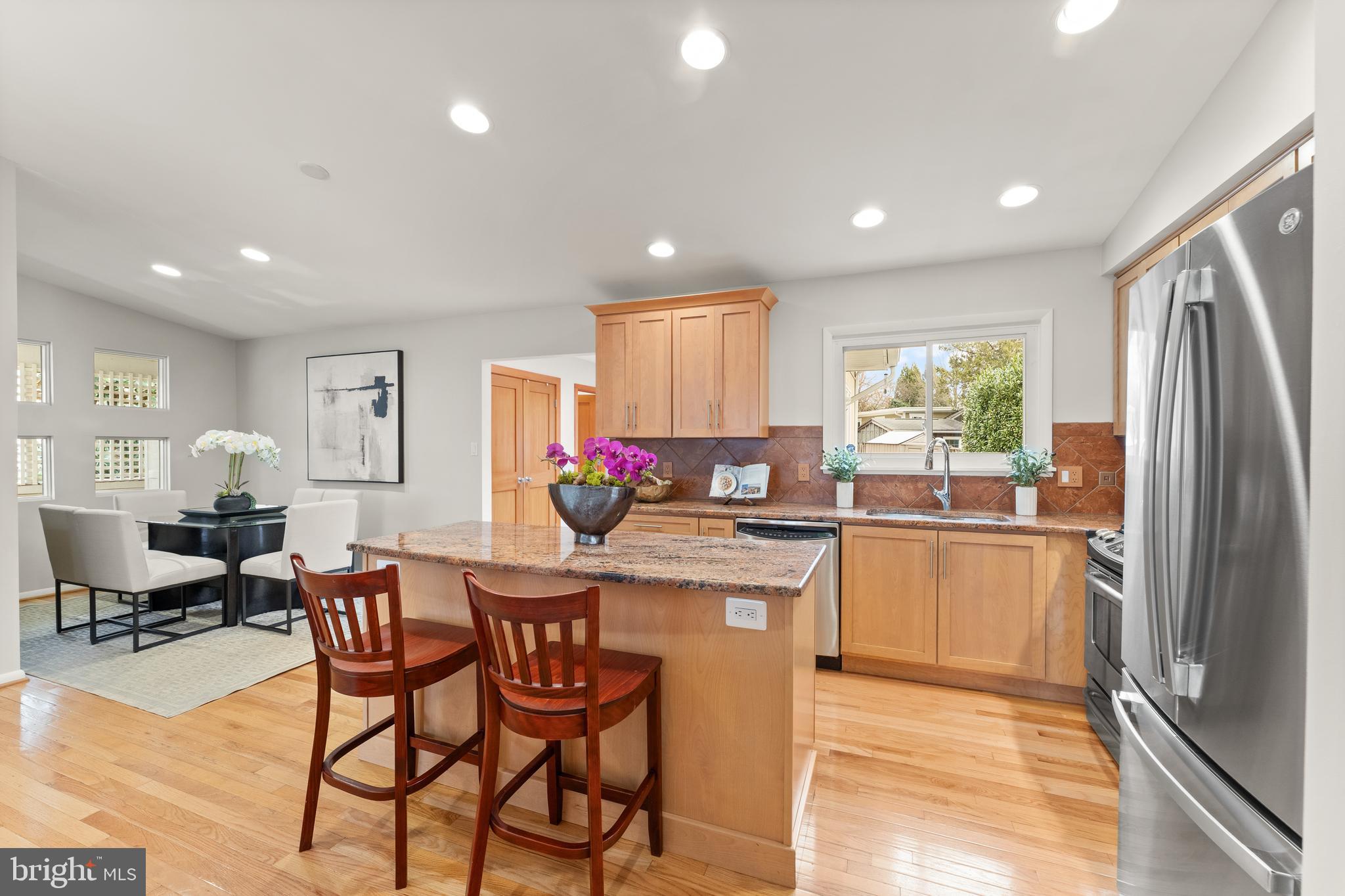 VIENNA WOODS - Residential