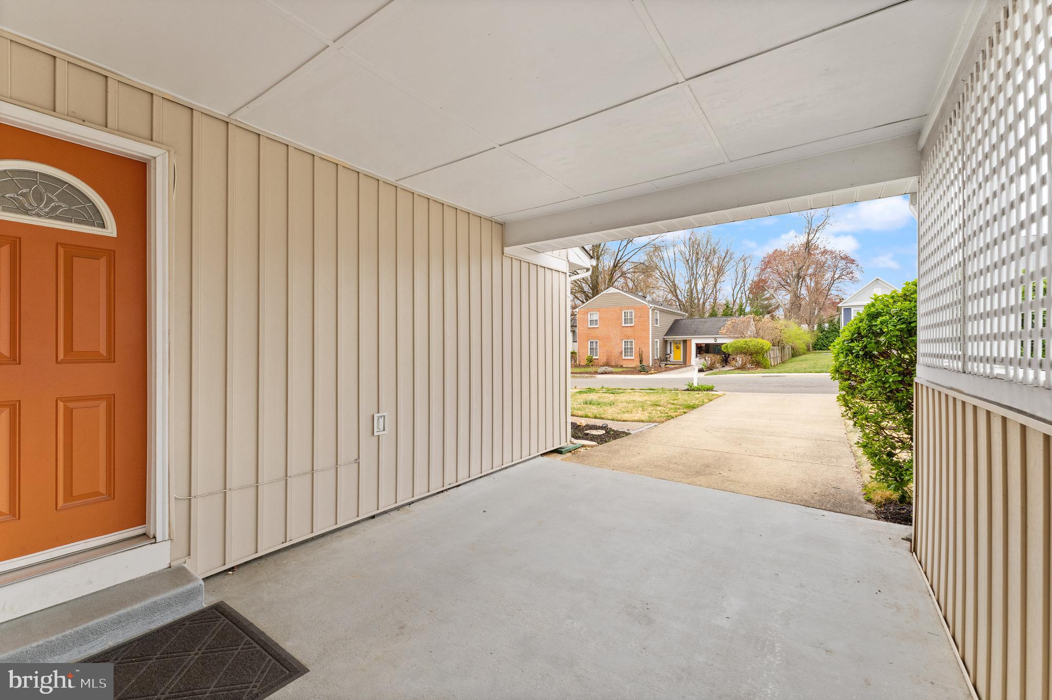 VIENNA WOODS - Residential