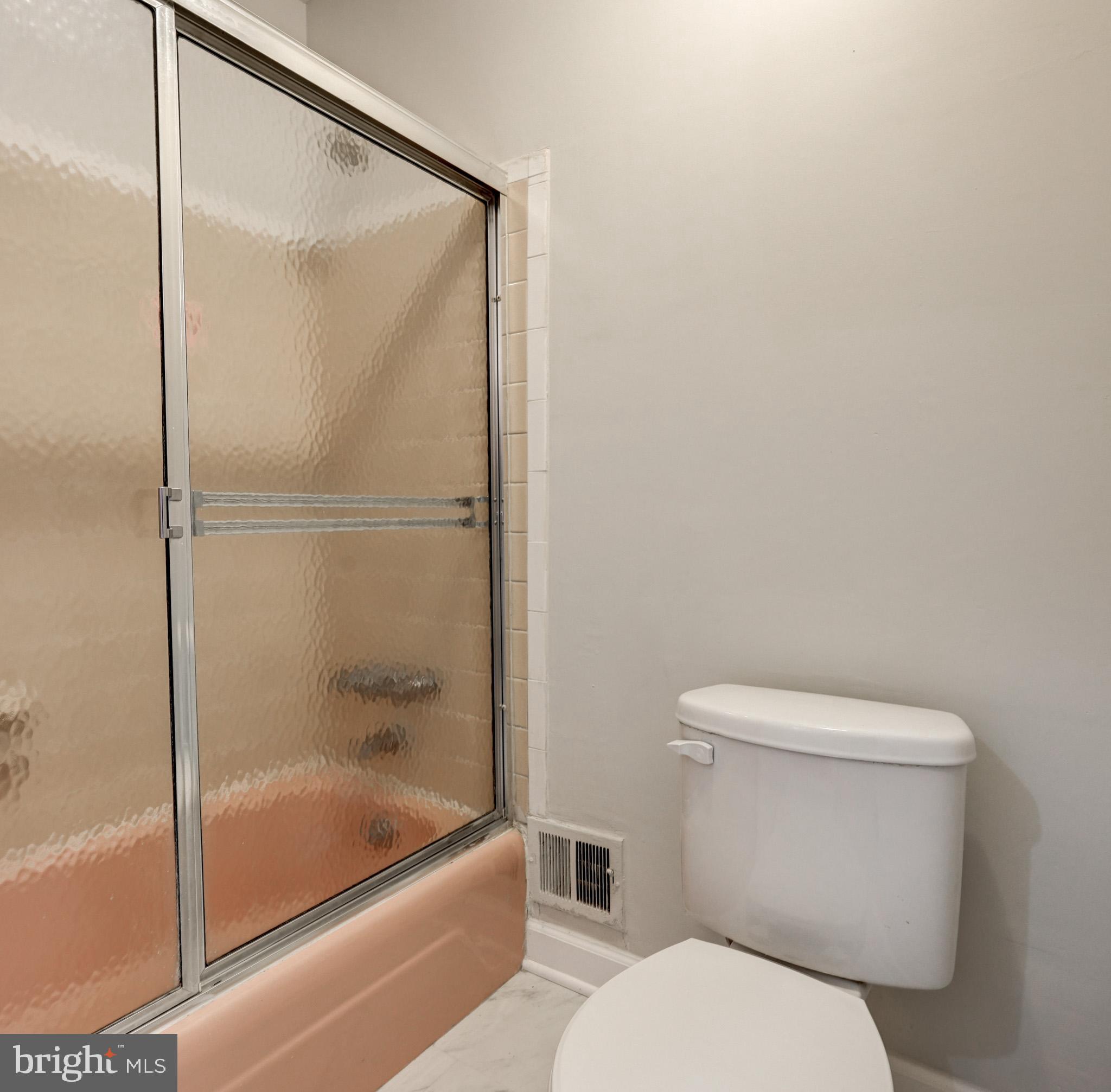 LAYHILL SOUTH - Residential Lease