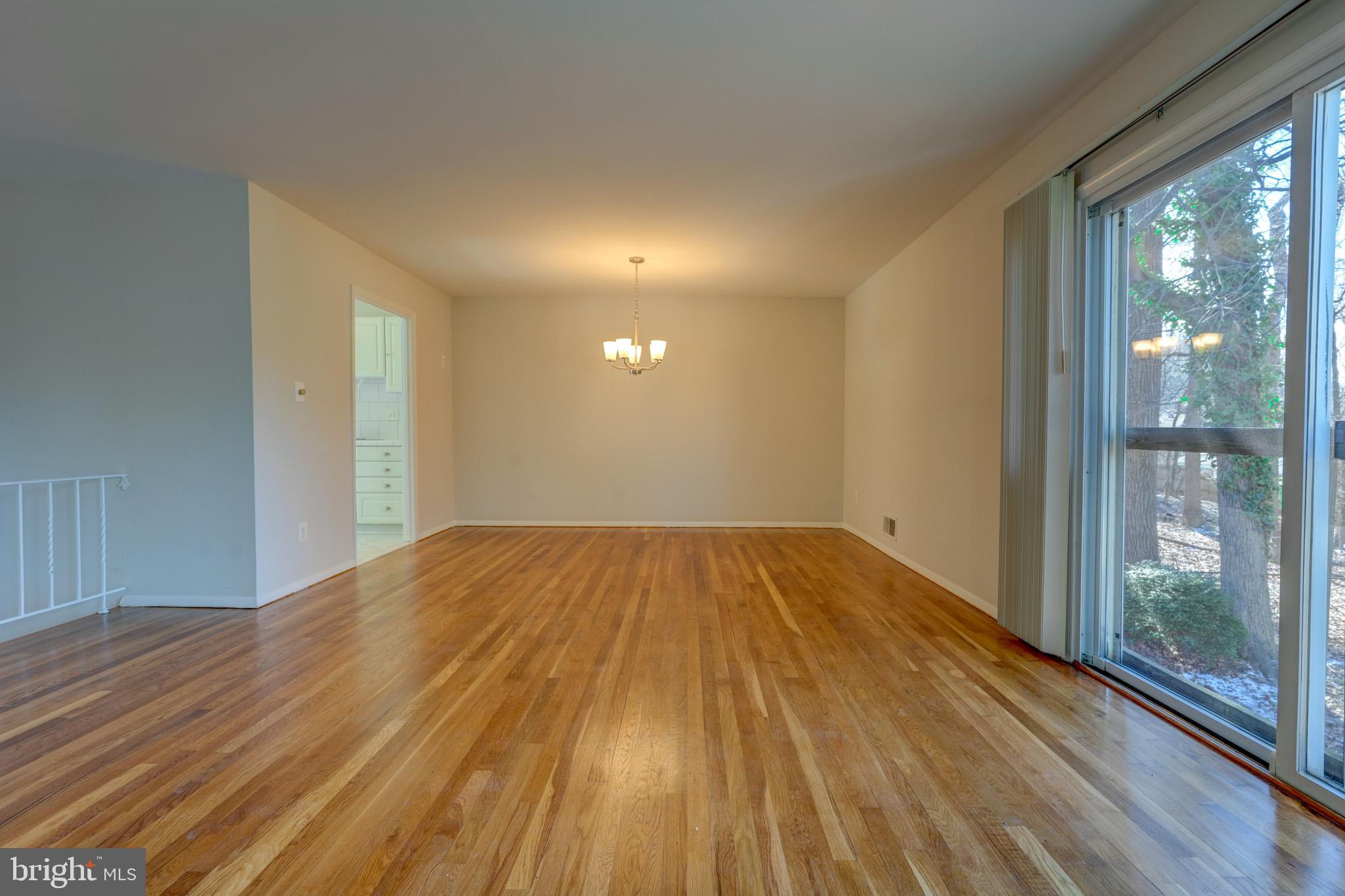 LAYHILL SOUTH - Residential Lease