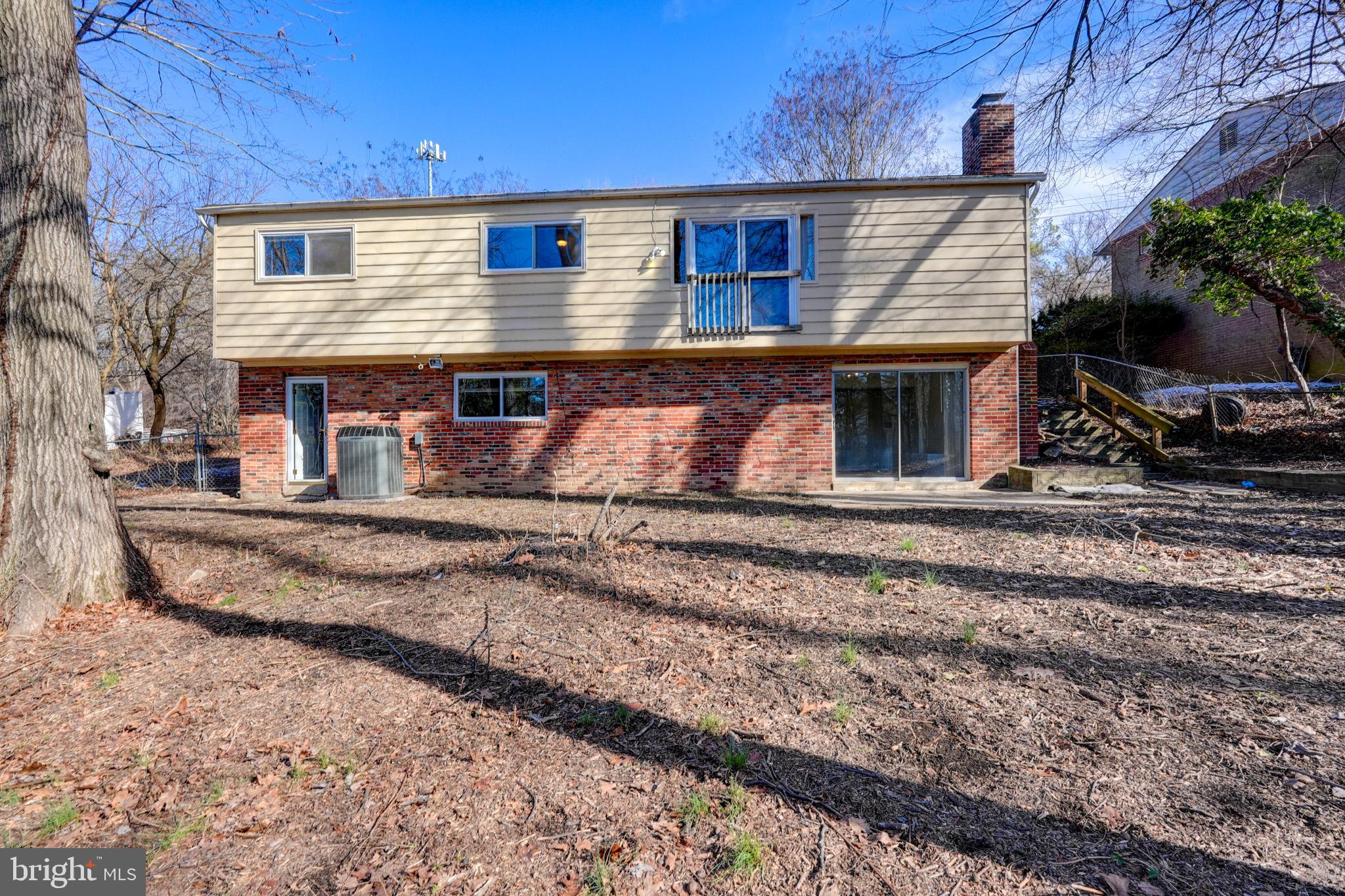 LAYHILL SOUTH - Residential Lease