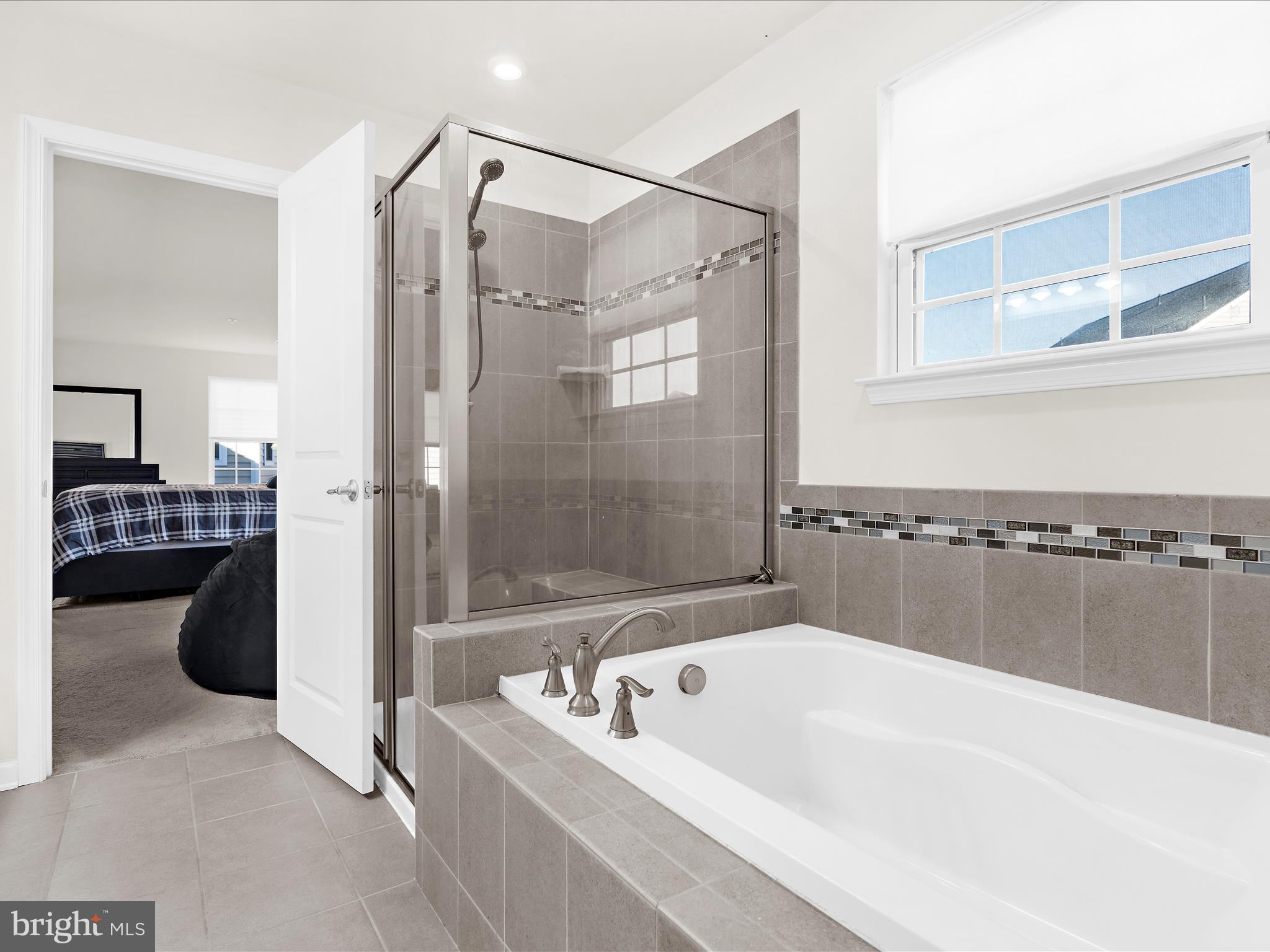 FAIRWOOD - Residential