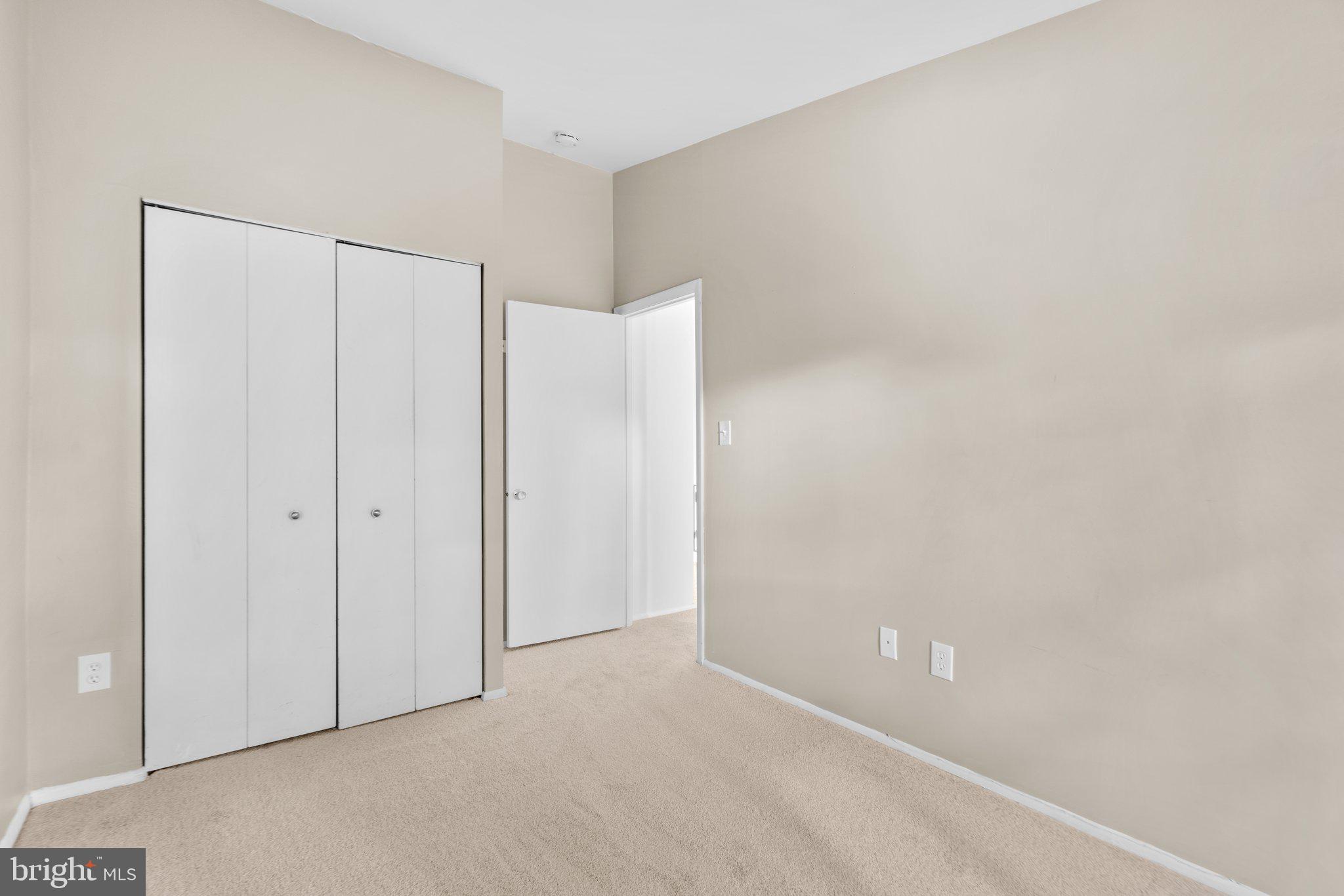 OAKLAND MILLS - Residential