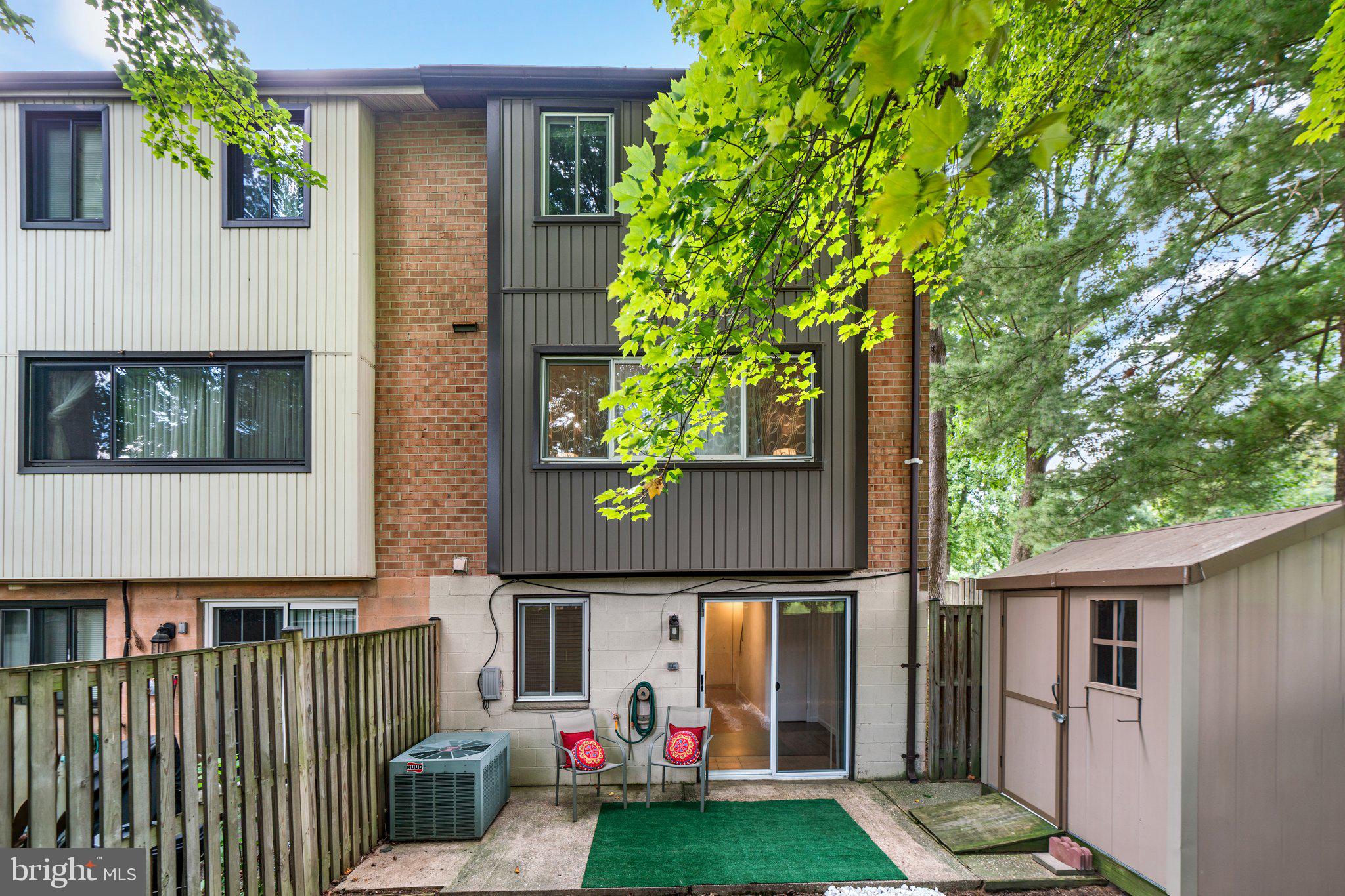 OAKLAND MILLS - Residential