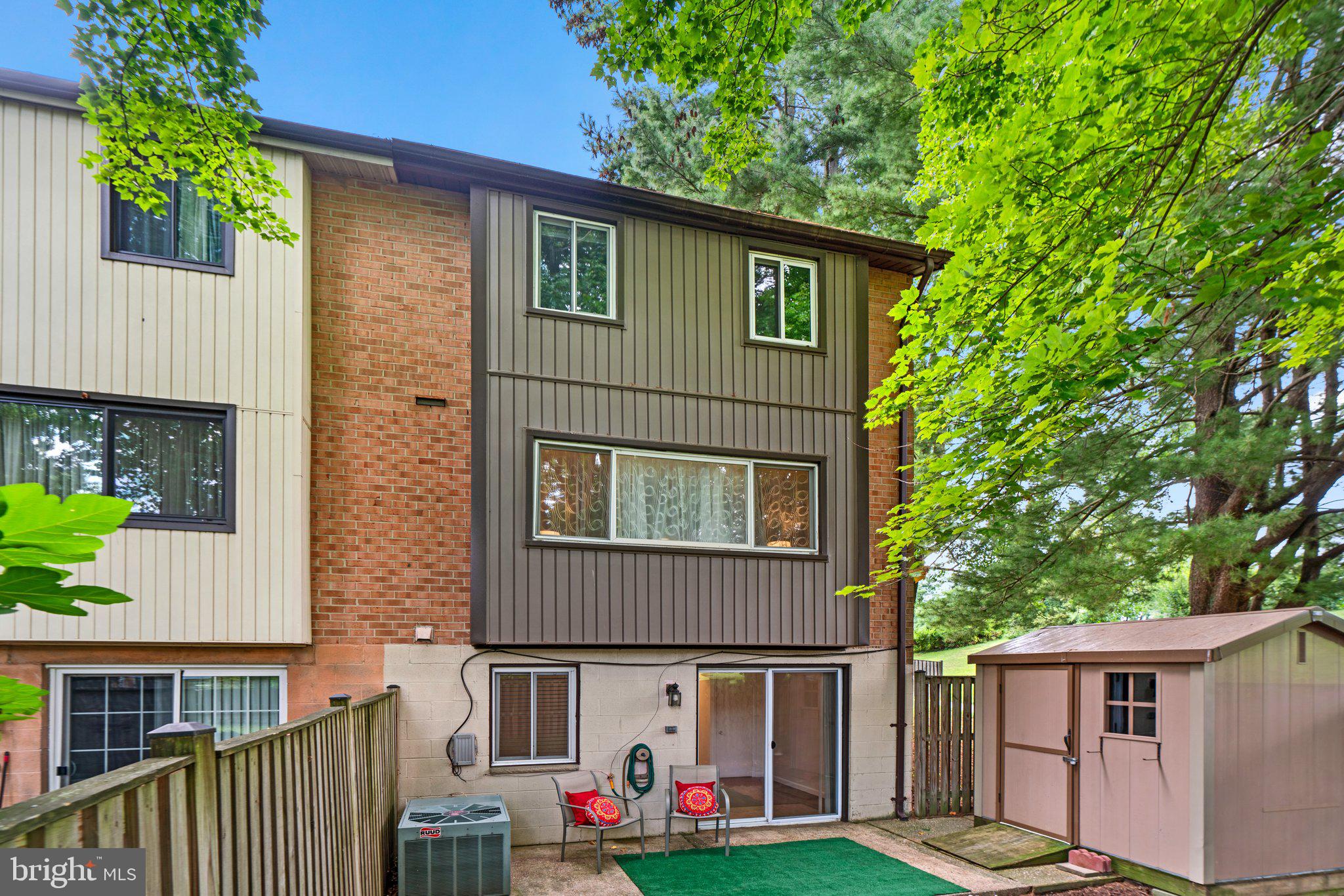 OAKLAND MILLS - Residential