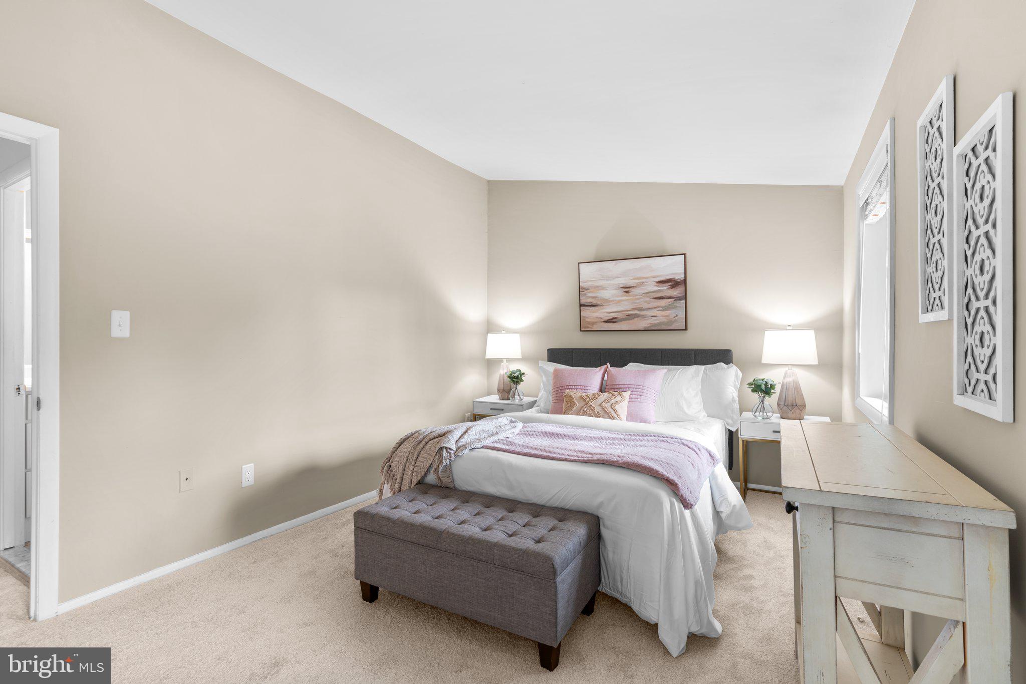 OAKLAND MILLS - Residential