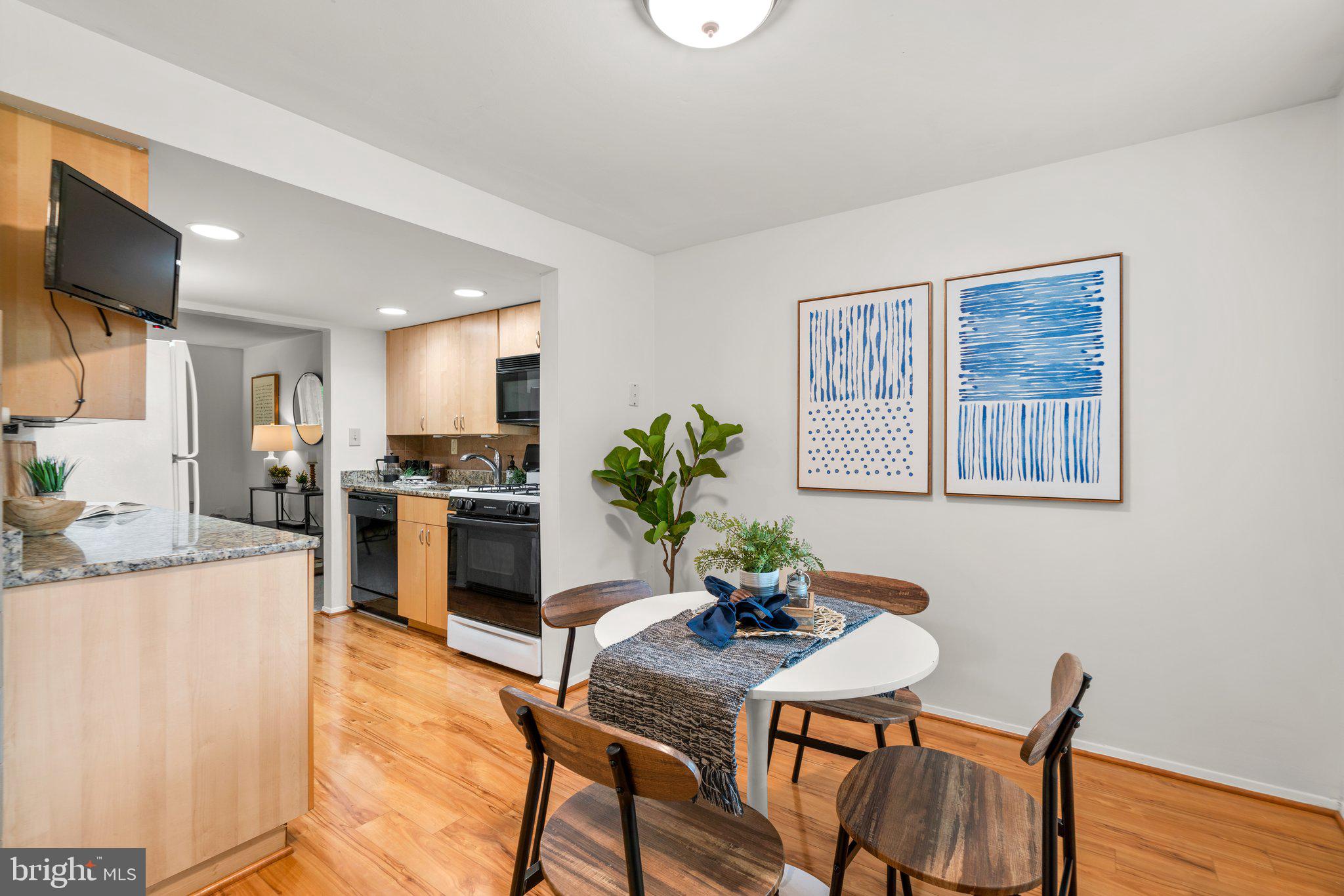 OAKLAND MILLS - Residential