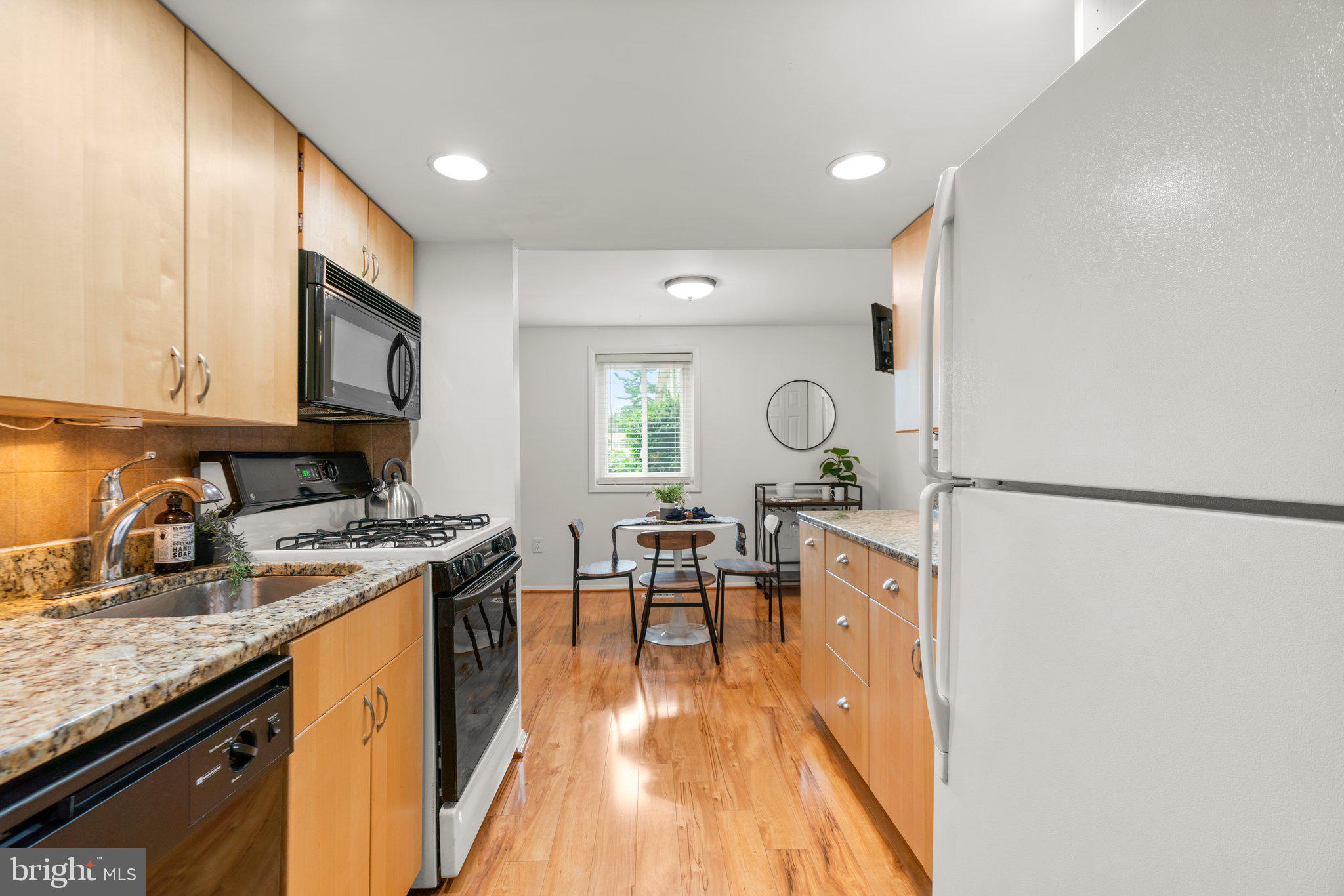 OAKLAND MILLS - Residential