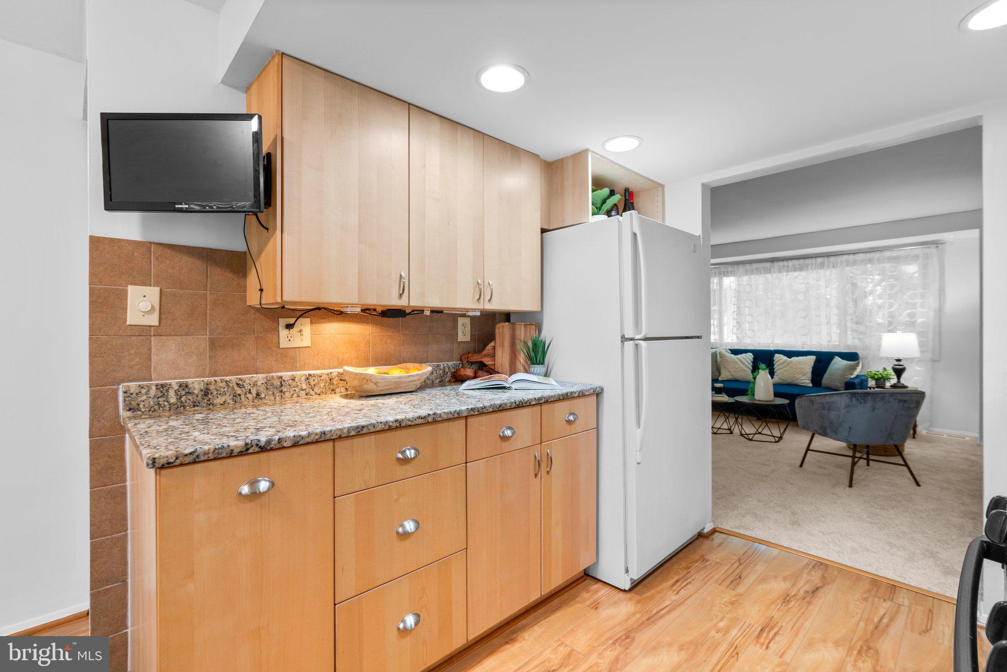 OAKLAND MILLS - Residential