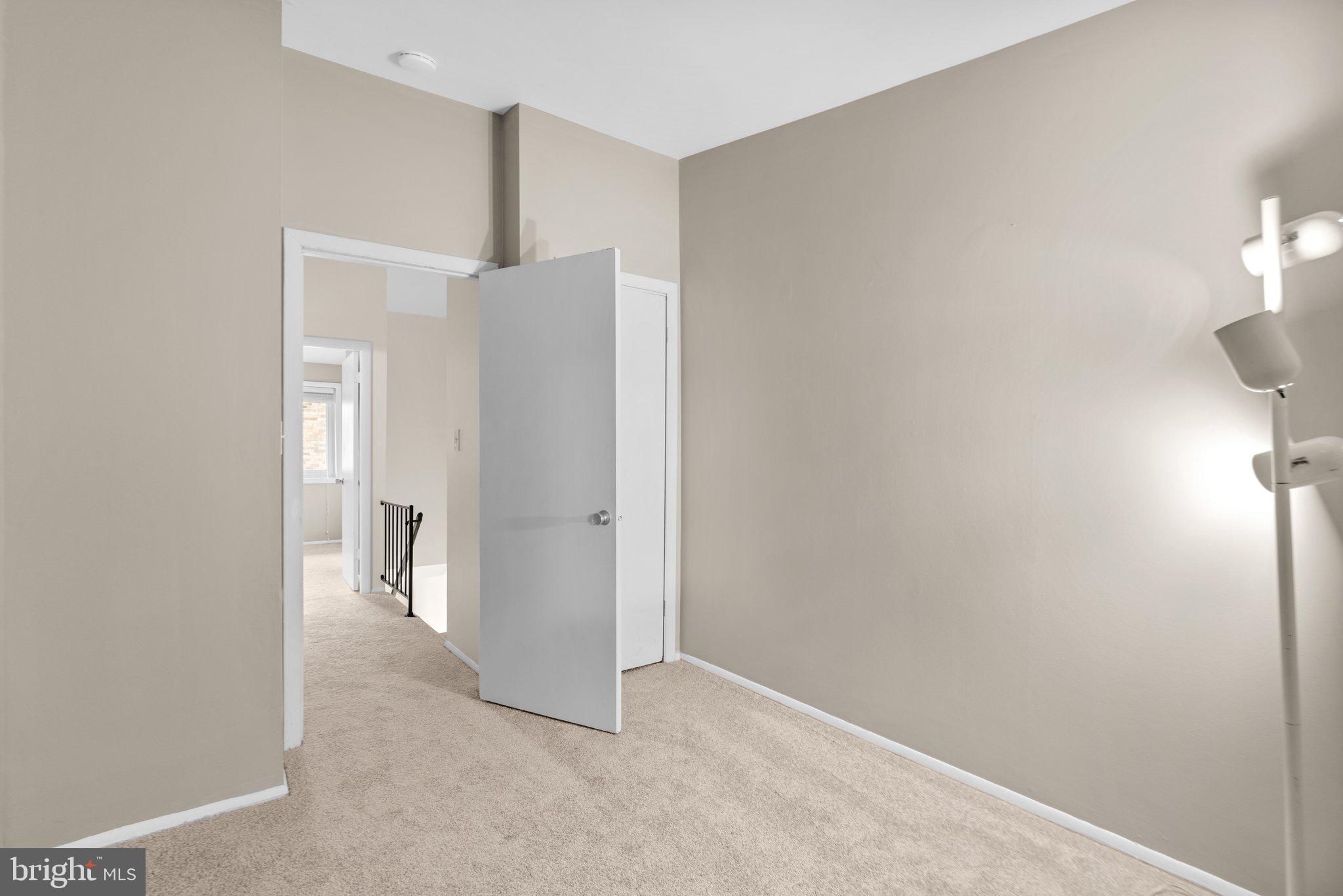 OAKLAND MILLS - Residential