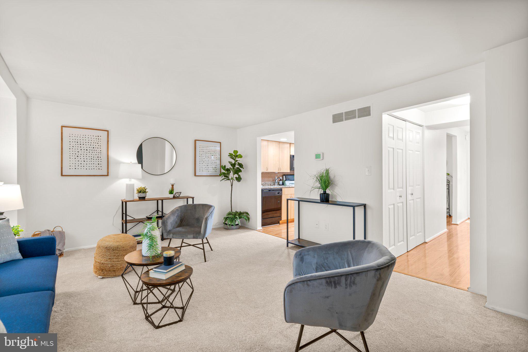 OAKLAND MILLS - Residential