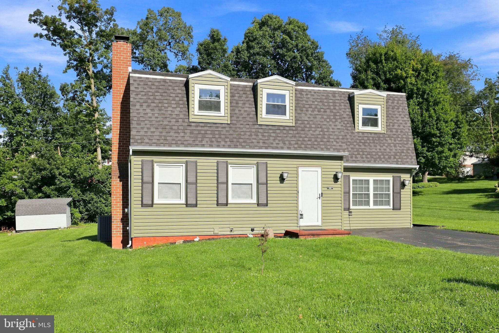 451 HILLSIDE DRIVE