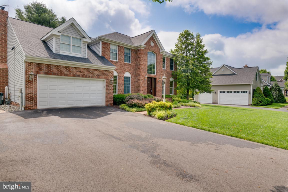 2906 MOUNT SNOW COURT