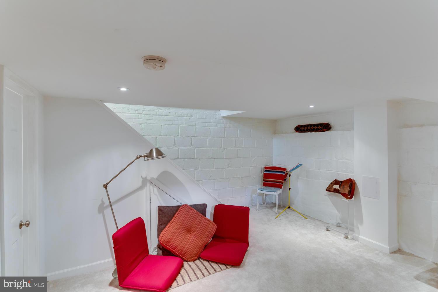 WESTMONT - Residential