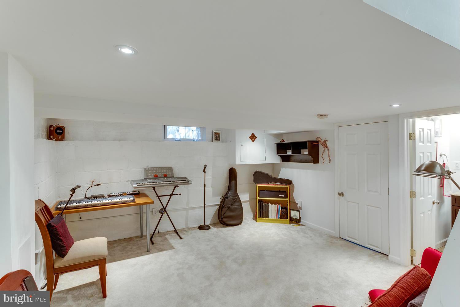 WESTMONT - Residential