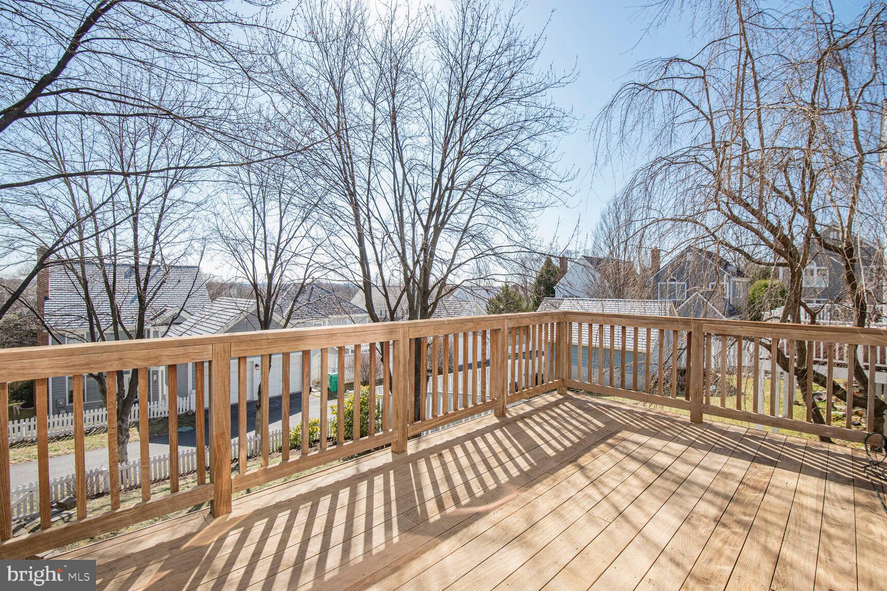 KENTLANDS - Residential