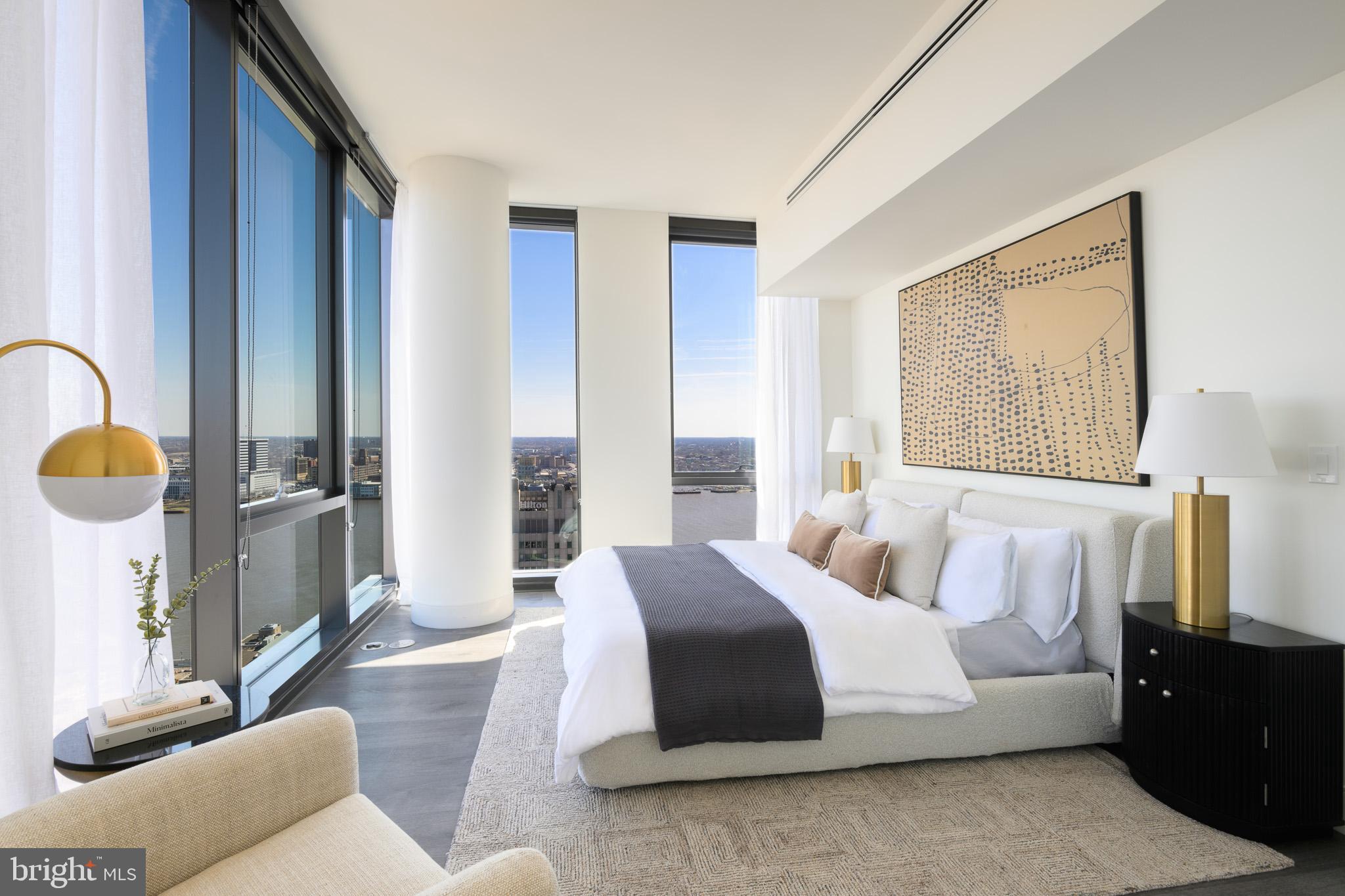 SOCIETY HILL - Residential Lease