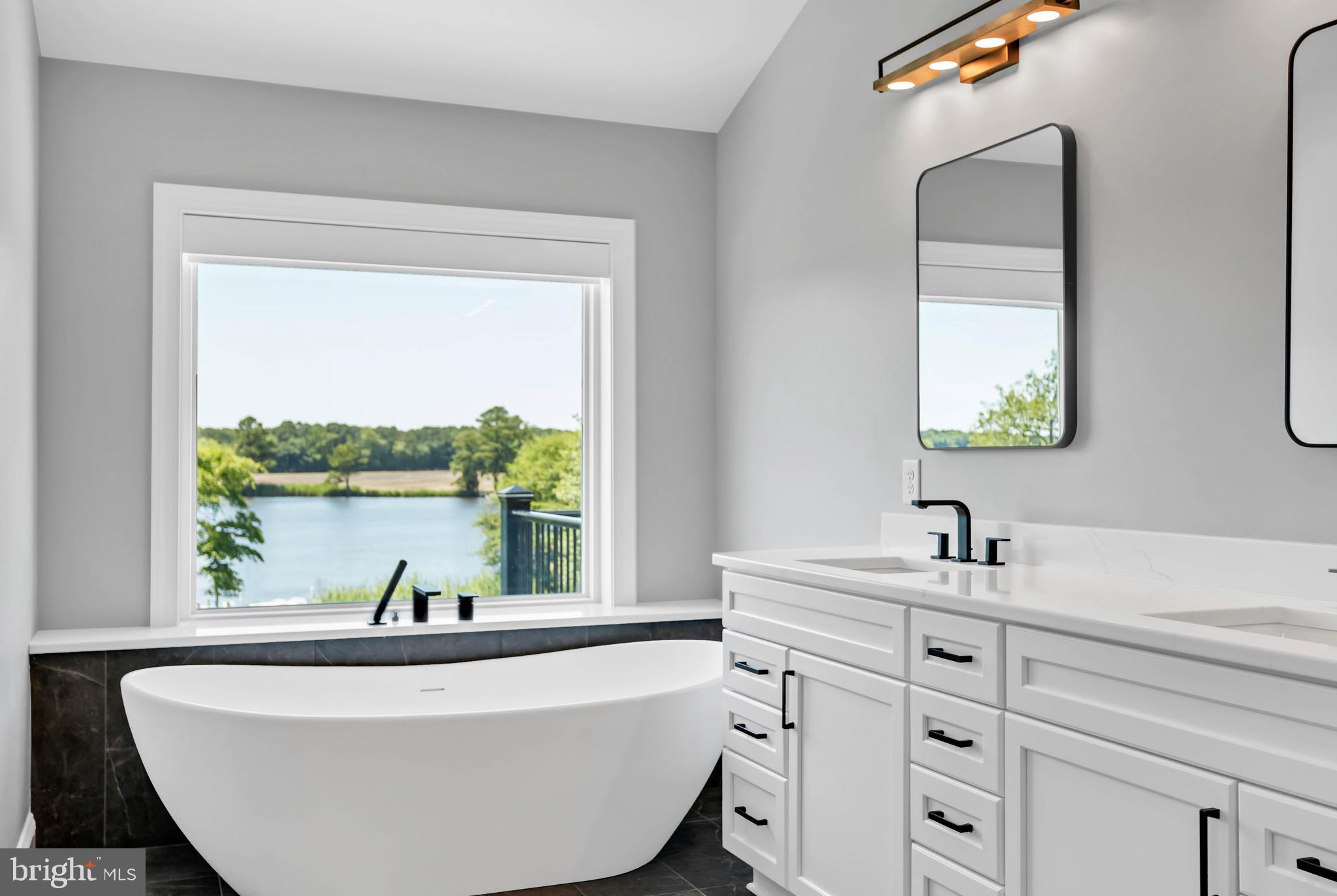 STRAY FOX - Residential