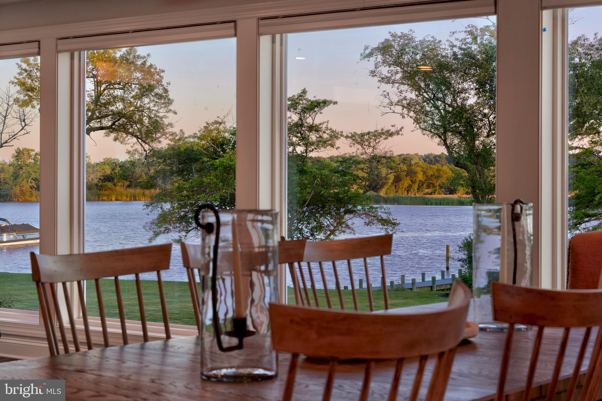 STRAY FOX - Residential