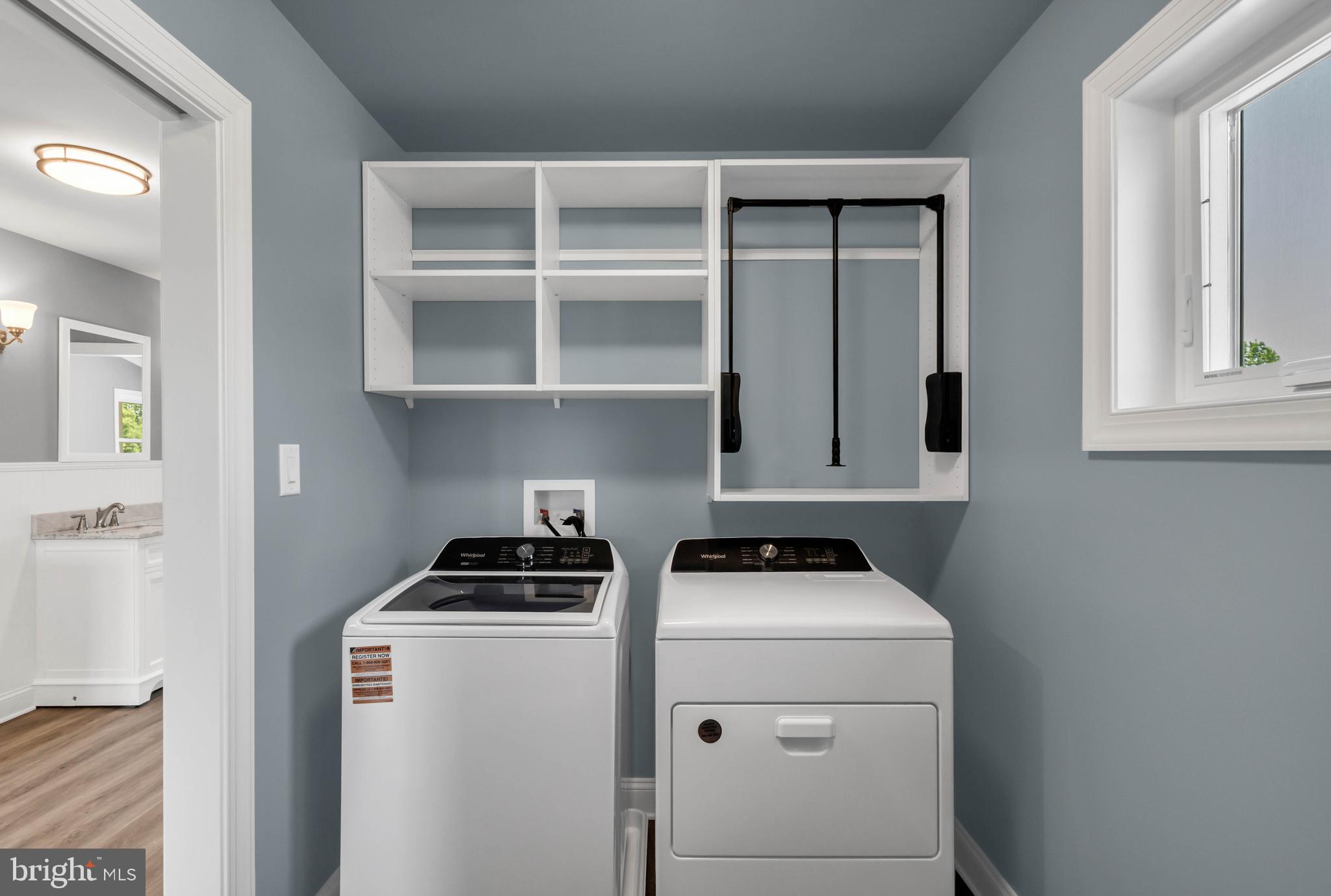 STRAY FOX - Residential