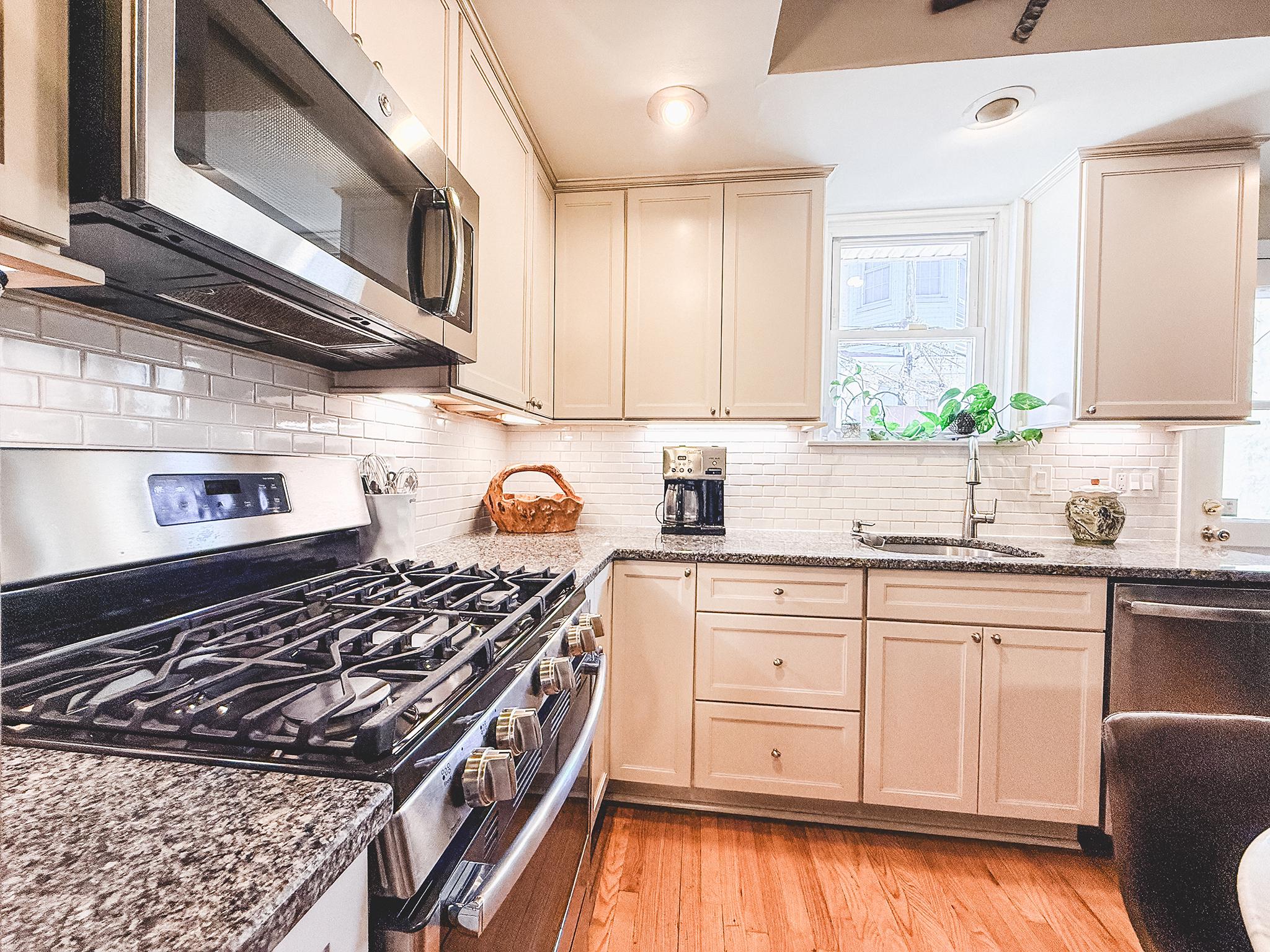 FAIRMOUNT - Residential