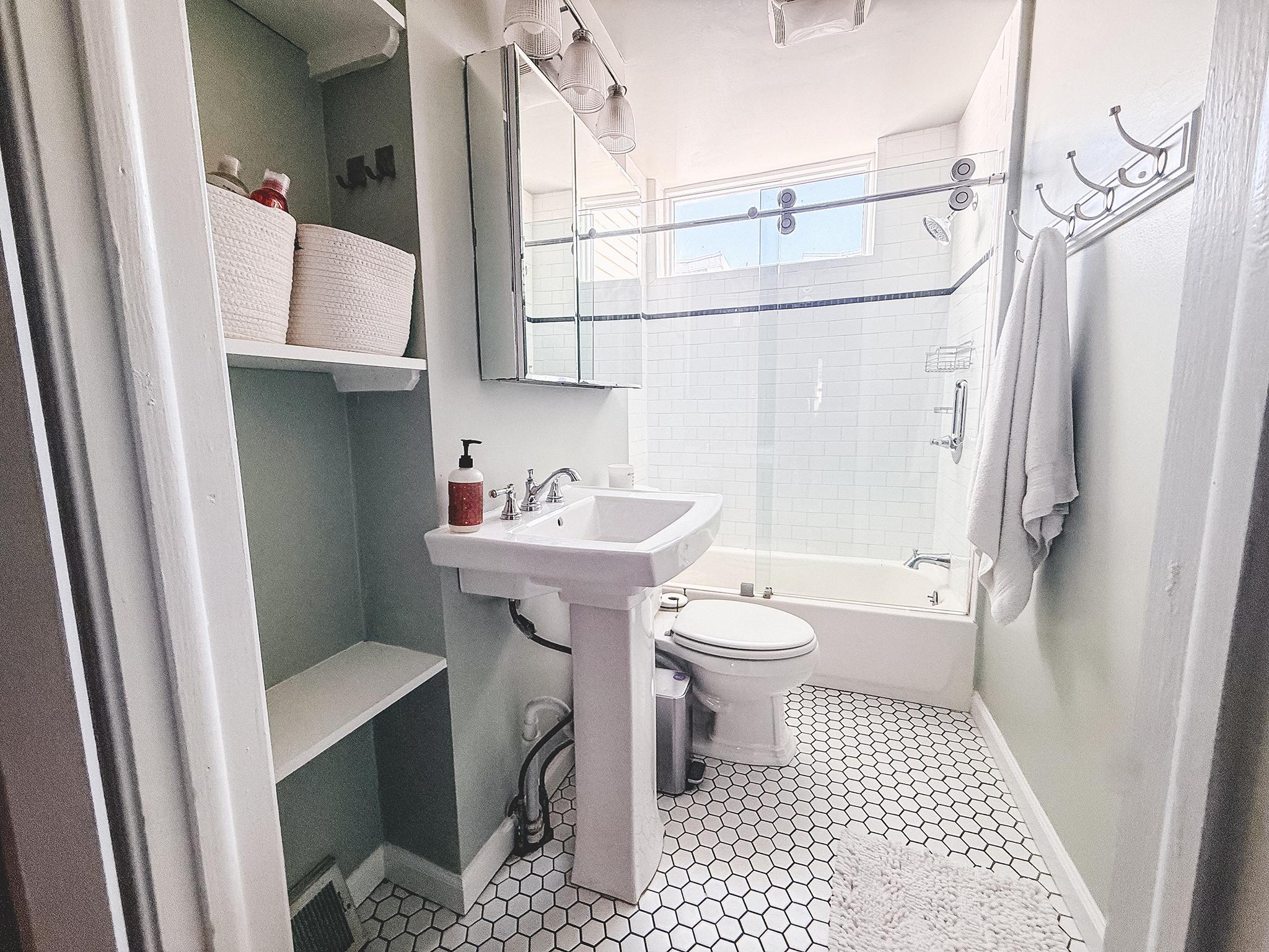 FAIRMOUNT - Residential