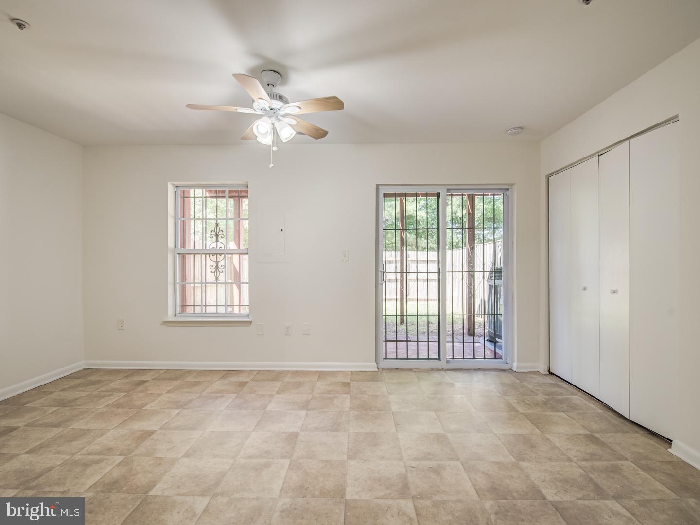 REGENCY TOWNS PLAT THREE - Residential