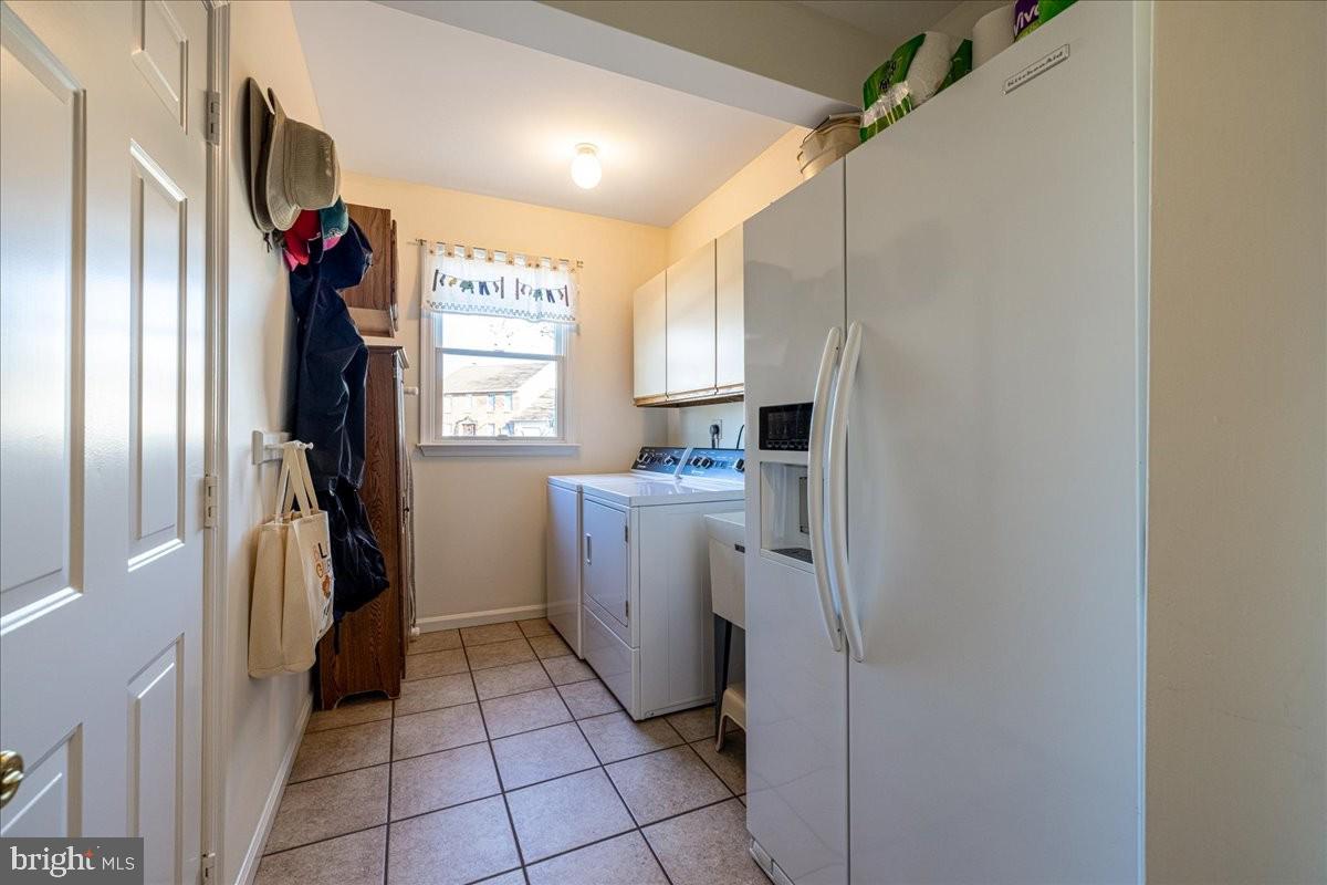 HOLLY DALE - Residential