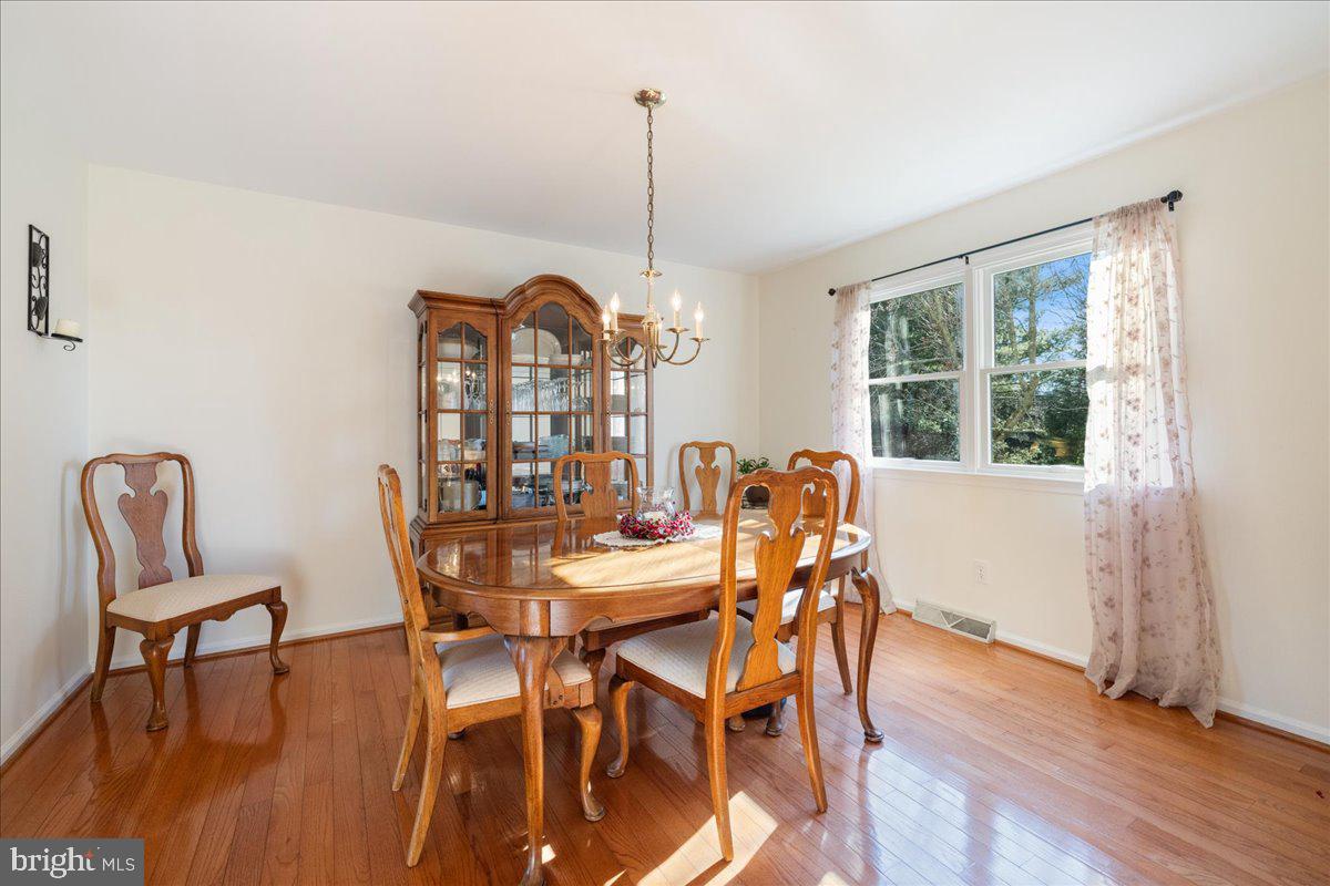 HOLLY DALE - Residential